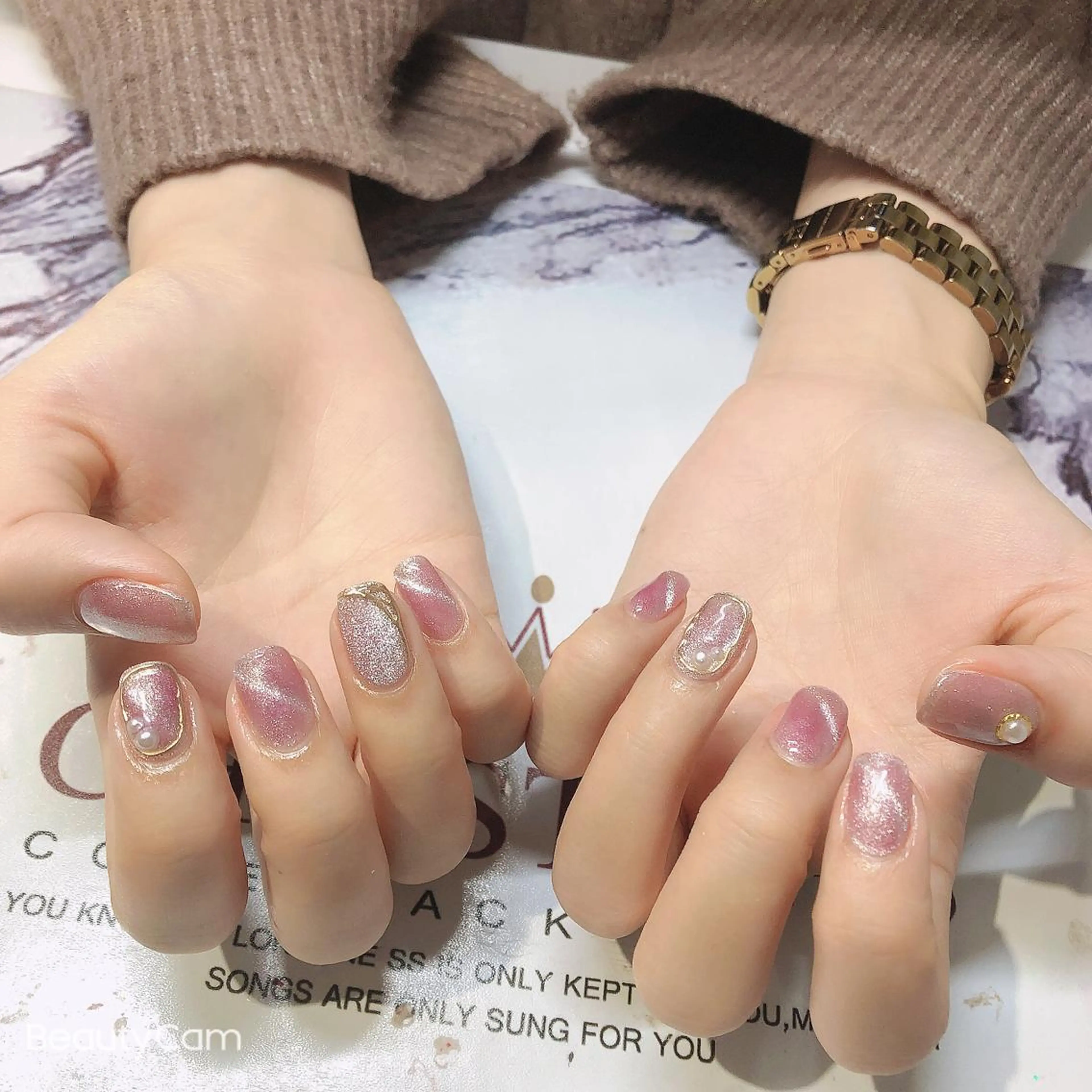 ネイル ガレンドウ 白澤 愛子のネイルデザイン