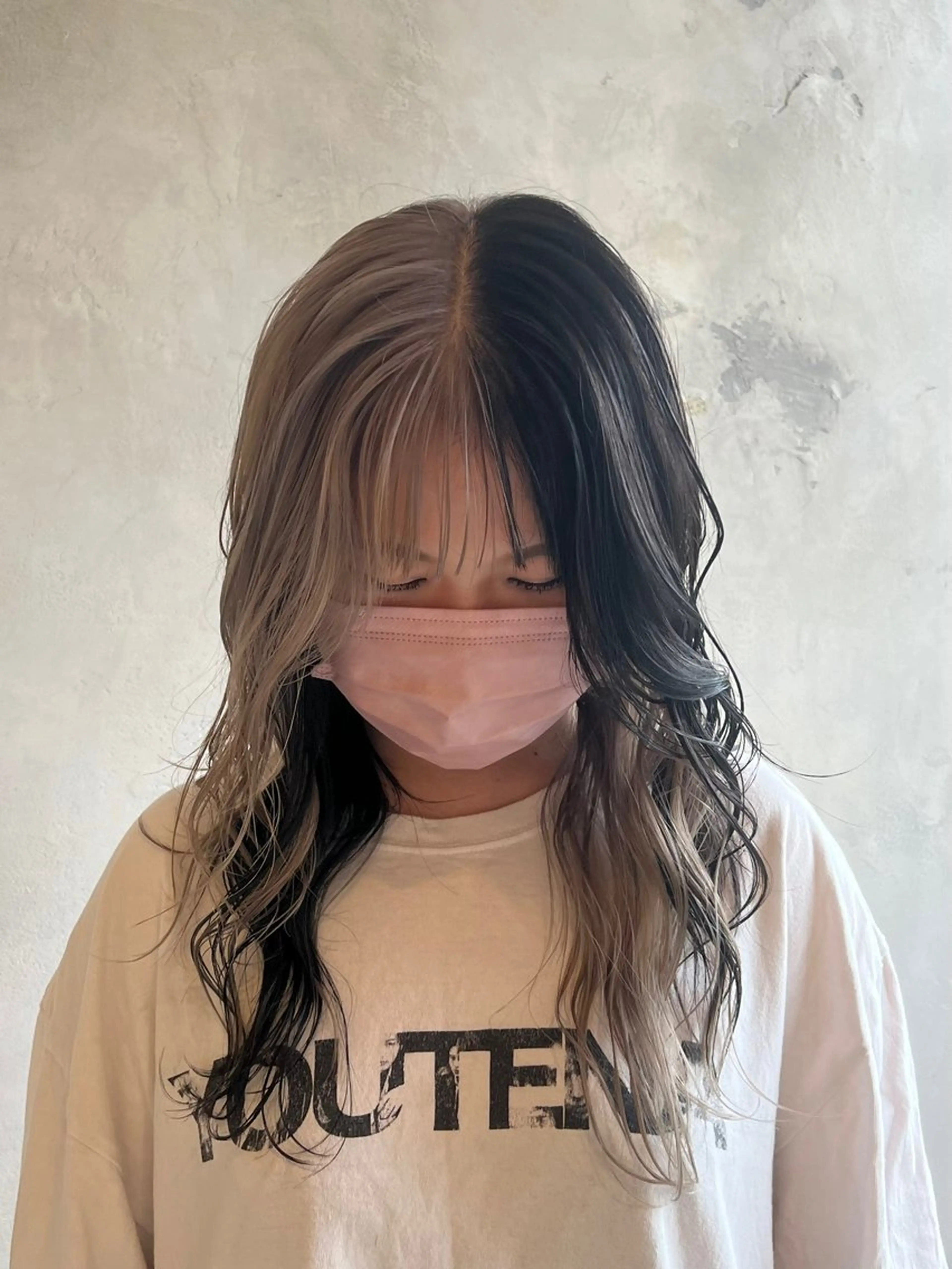 セミロング ツートーンカラー SALOWIN熊本 yuseiのヘアスタイル