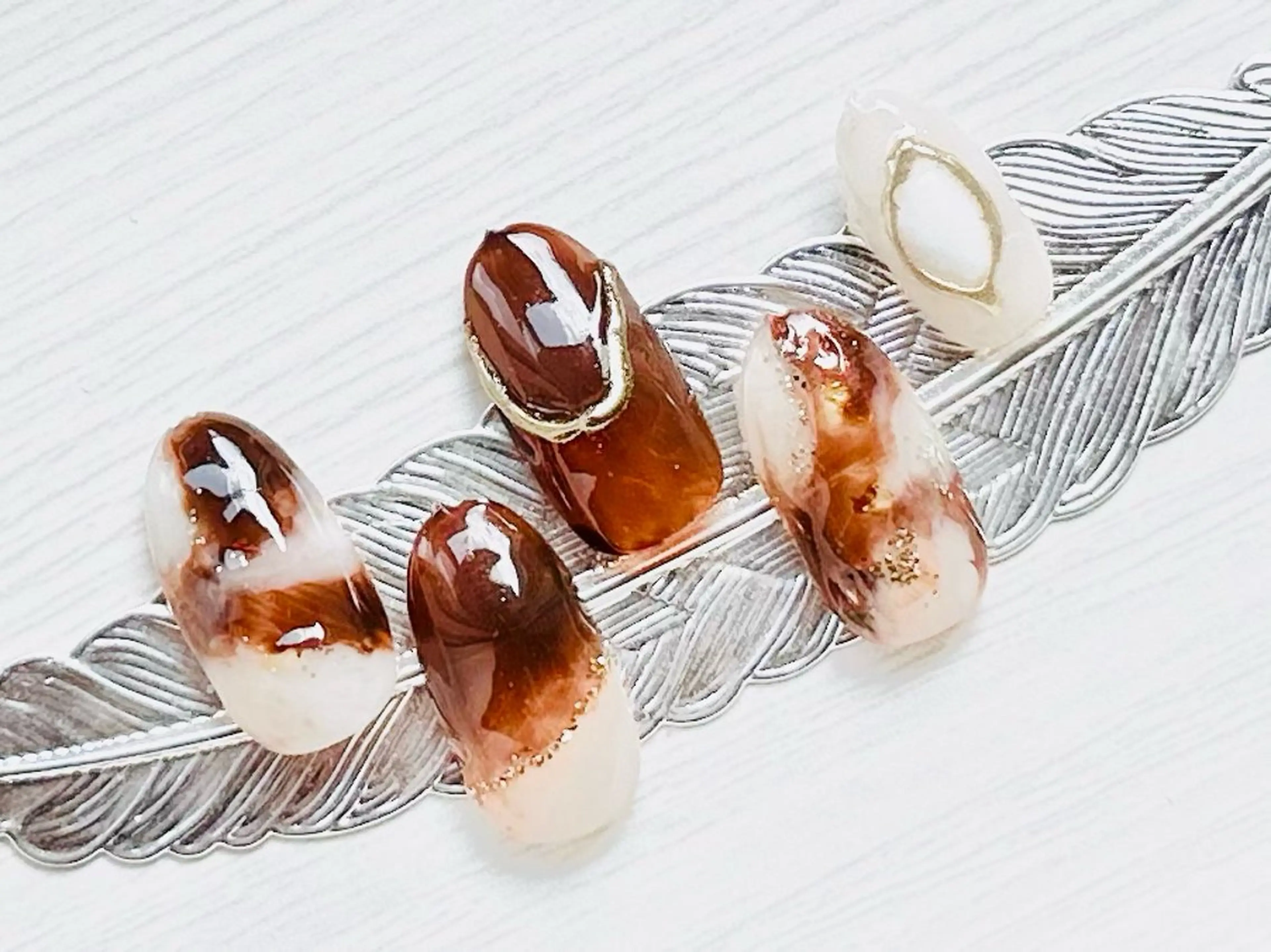 ネイル ニュアンスネイル nailsalon oluoluのネイルデザイン