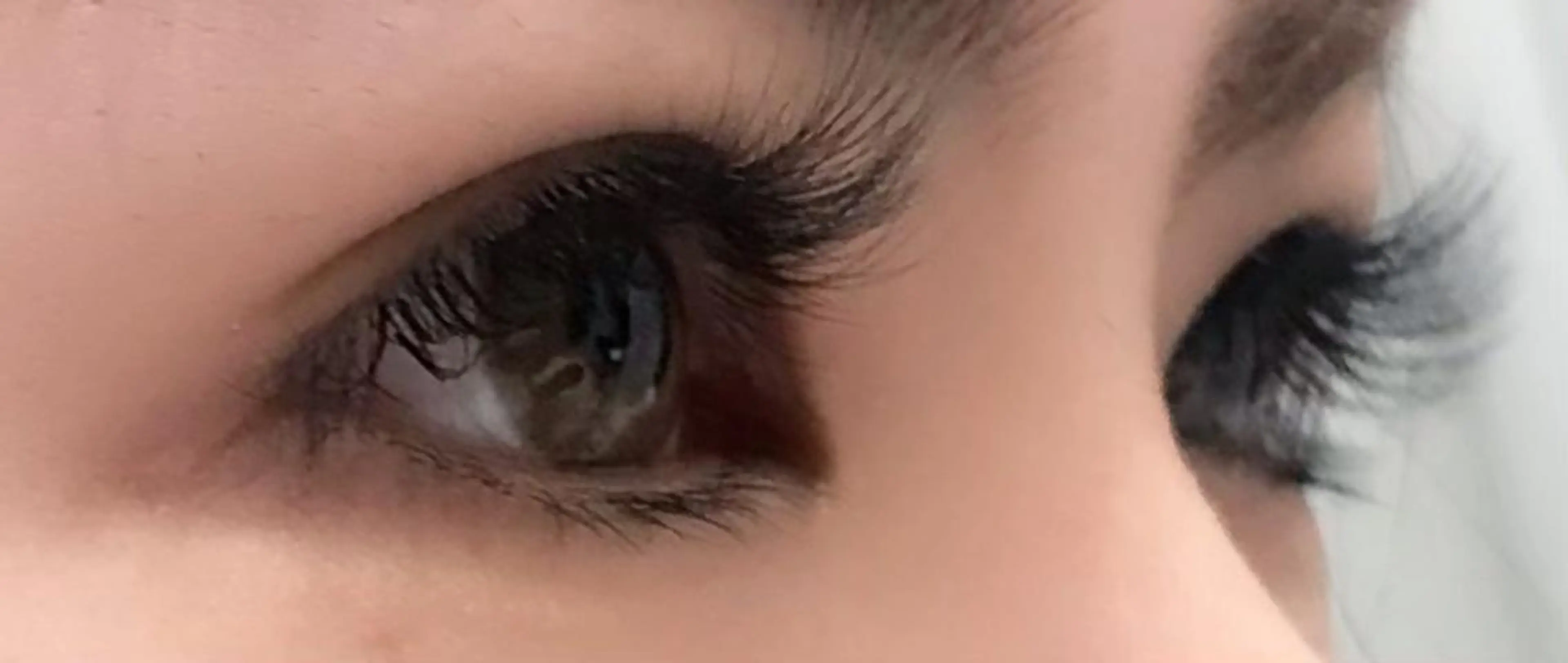 マツエク・マツパ 岡田詩織 MODE Ks松原店のヘアスタイル