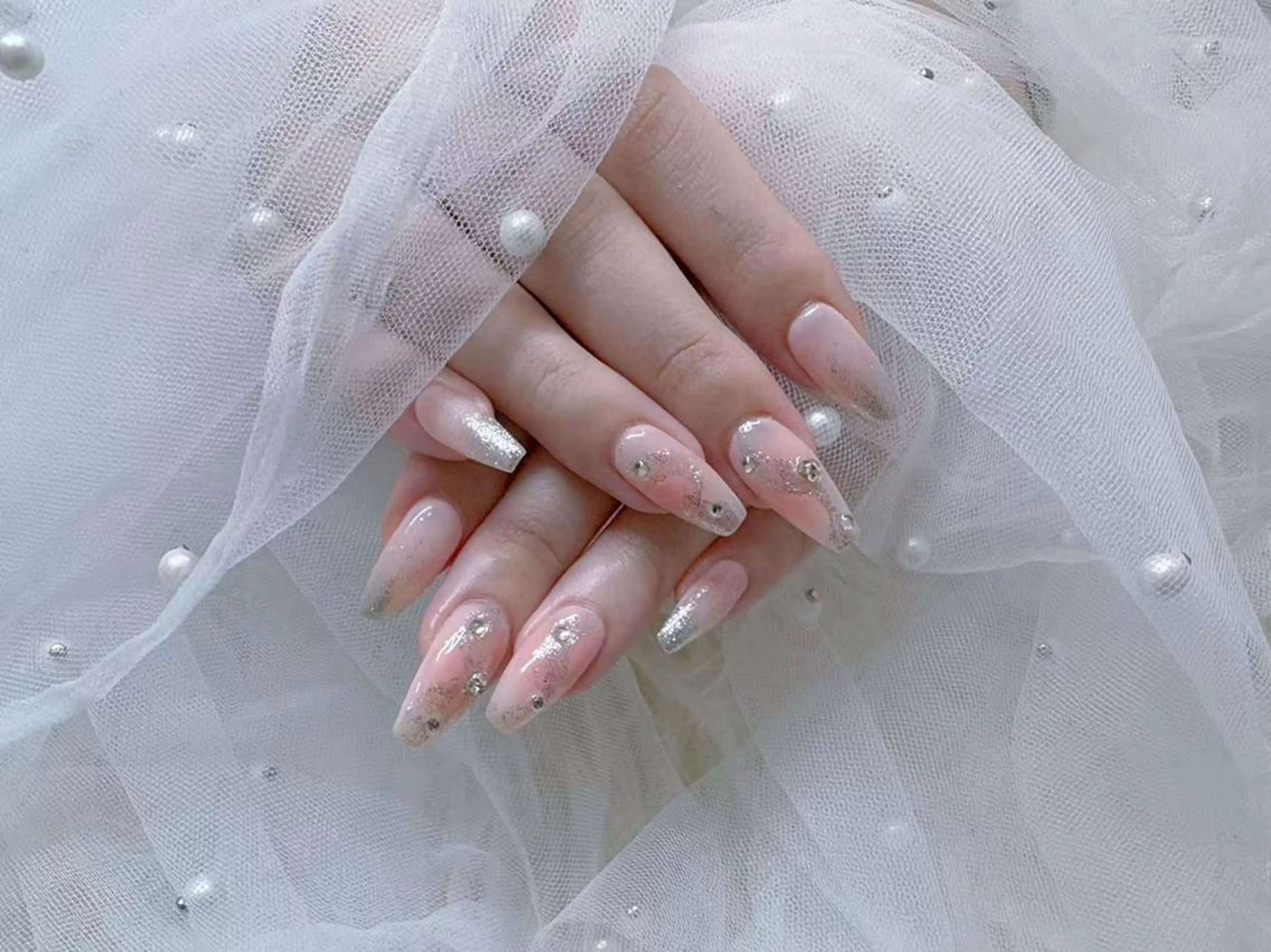 ネイル チークネイル 長さ出し フレンチネイル ジェルネイル マグネットネイル ハンドネイル ハンドケア The Nail & Eye Lashの眉毛・アイブロウイメージ