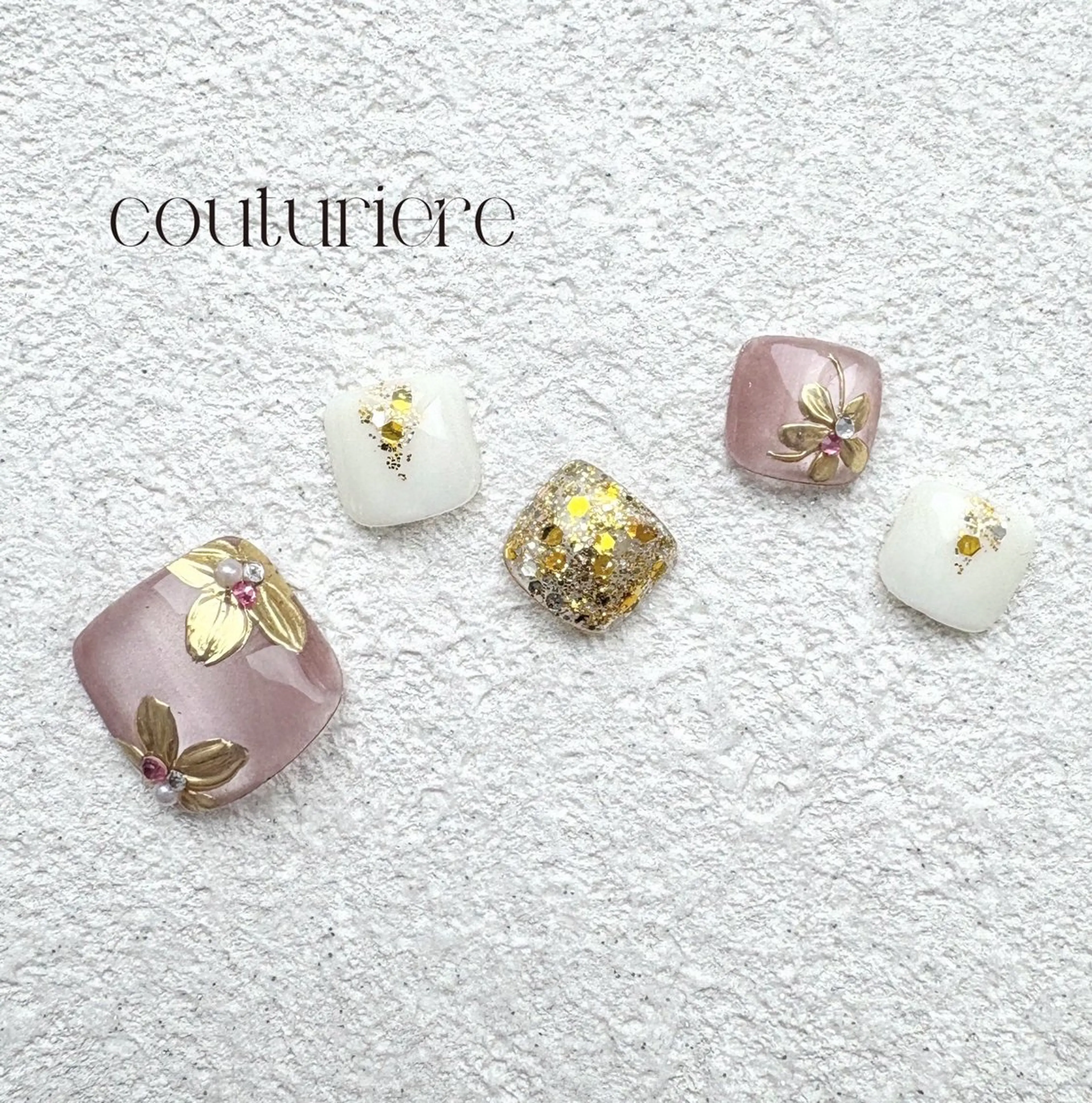 ネイル クチュリエール銀座 💅🏼ゆりのネイルデザイン