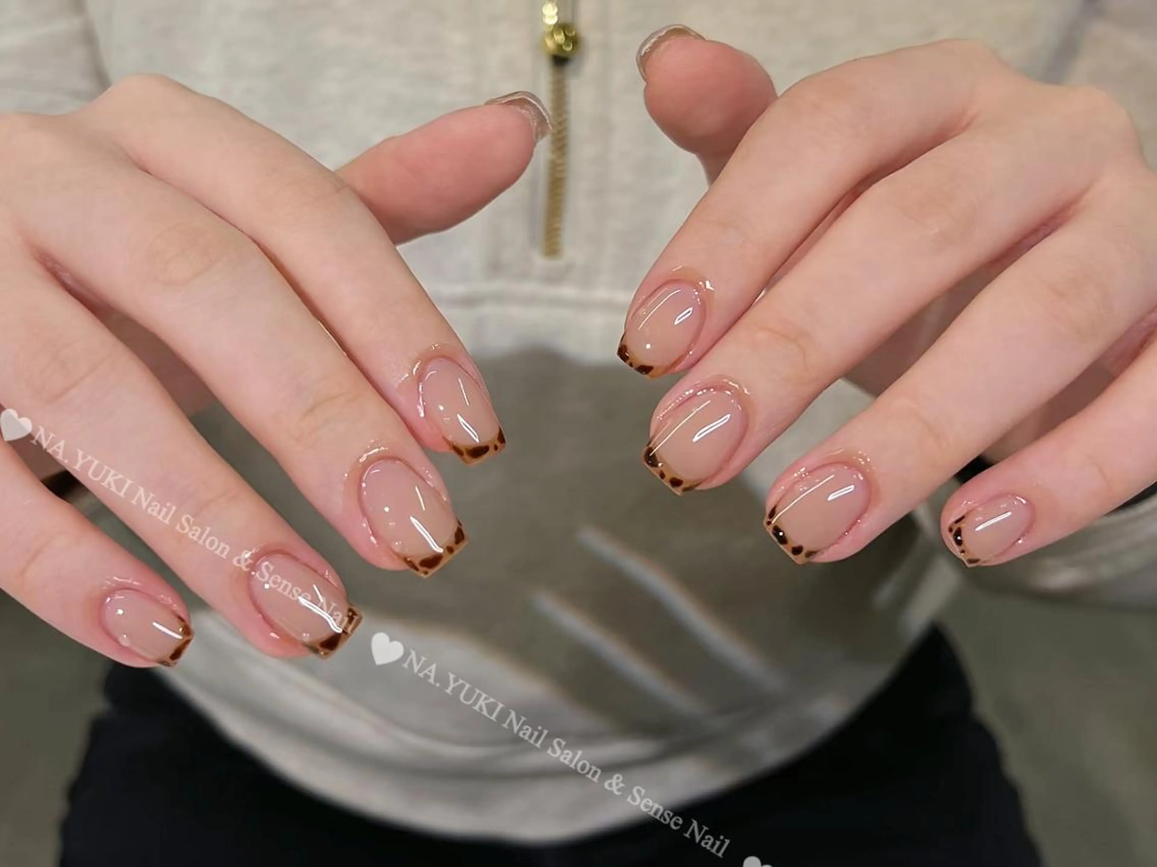 ネイル 🦋 Queenieのネイルデザイン