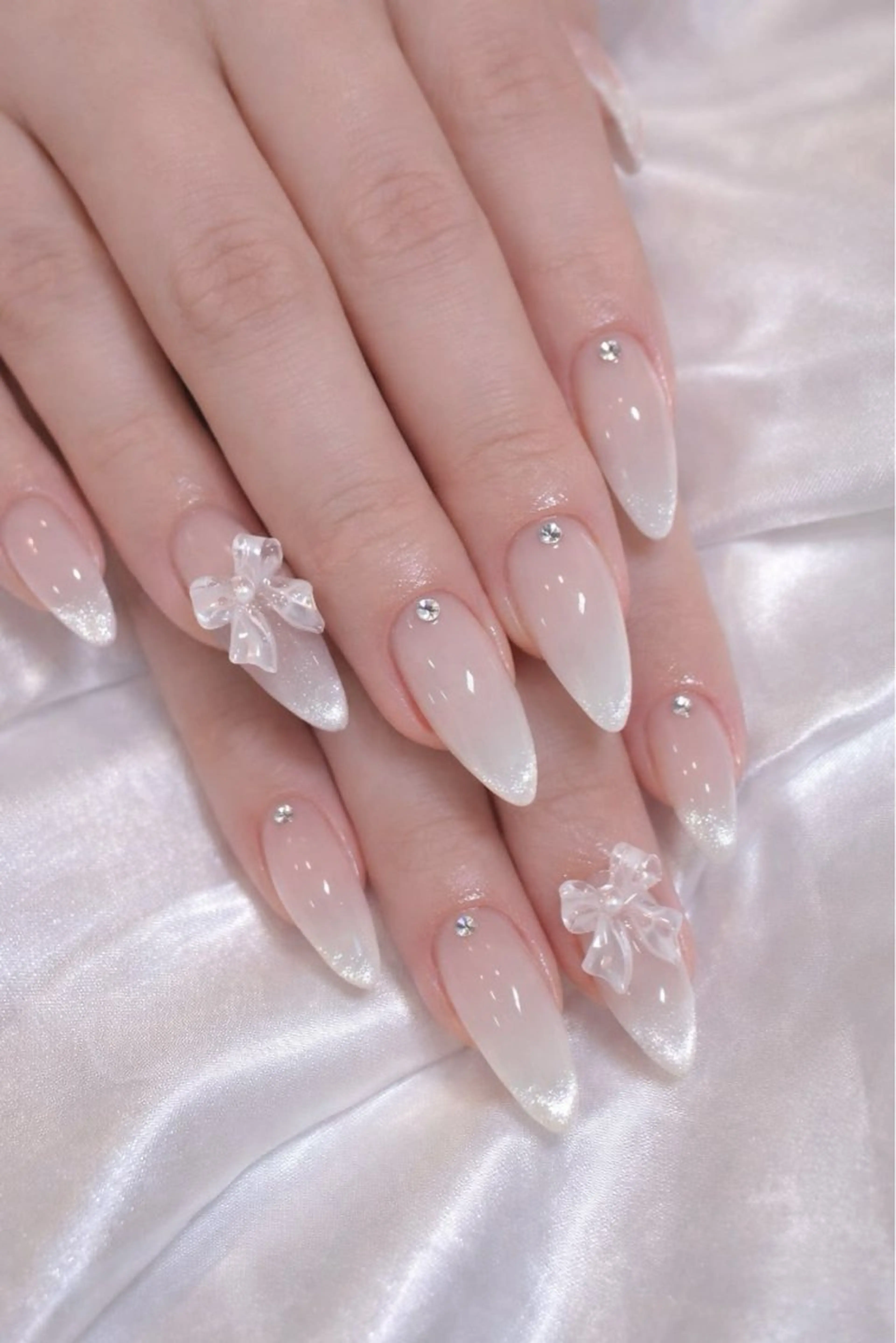 ネイル アートネイル ジェルネイル キラキラネイル 韓国ネイル マグネットネイル Hina KawaiiNailのネイルデザイン