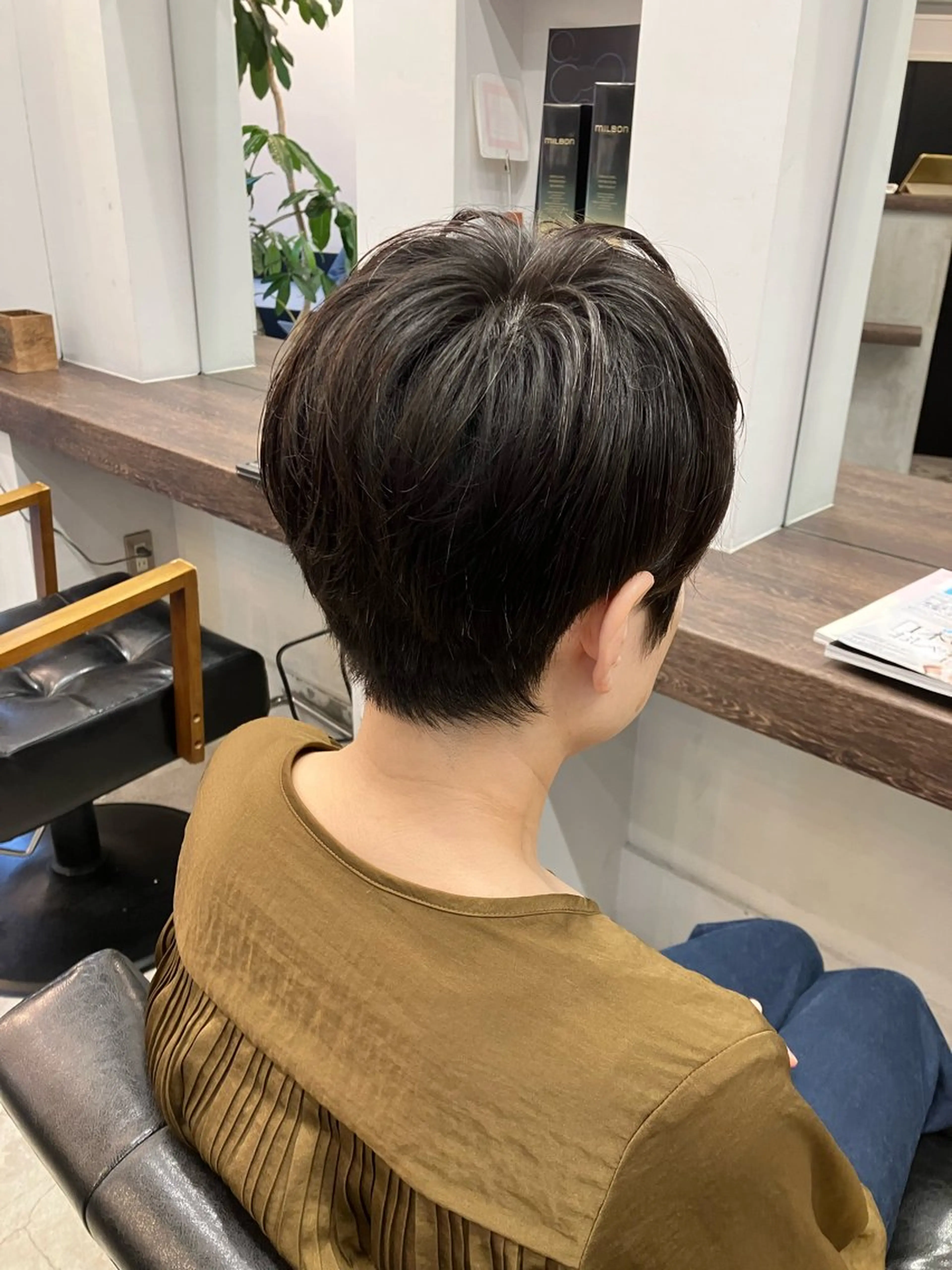 ショート ショートヘア Riant Meguのヘアスタイル