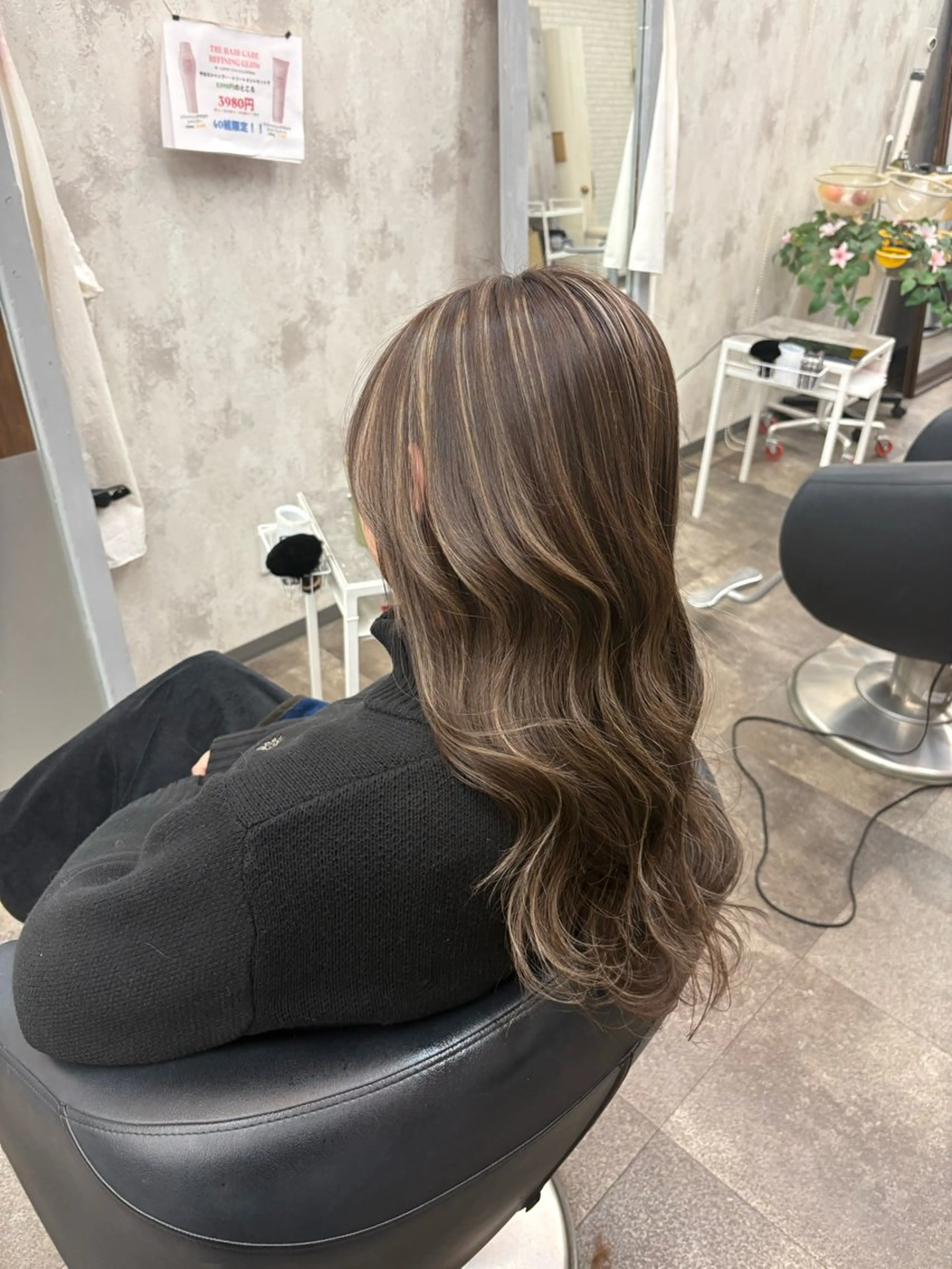 ロング ハイライト 田中 沙也香のヘアスタイル