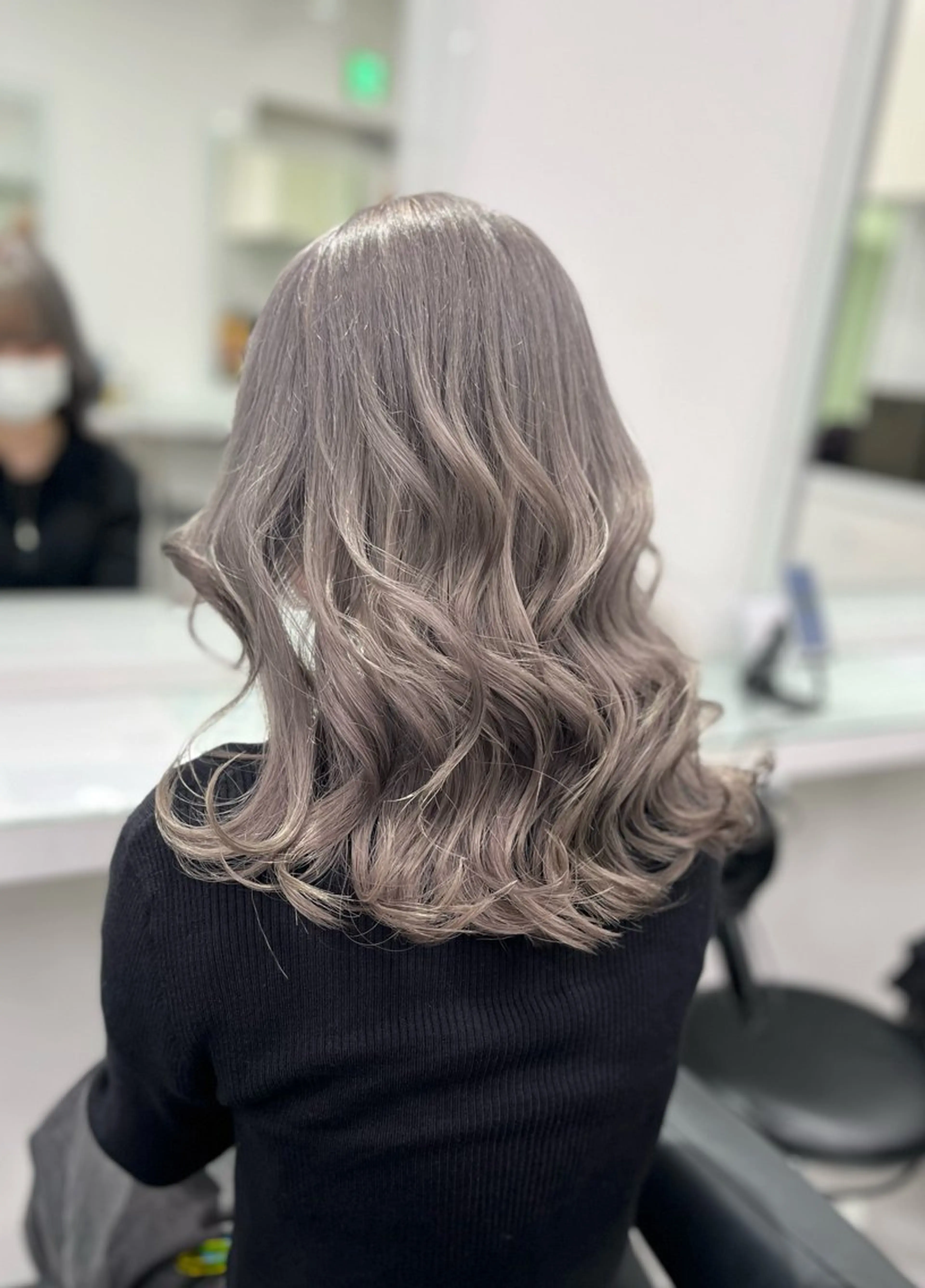 ミディアム カラー パーマ ヘアアレンジ メンズ メンズブリーチ ブリーチ ラベンダーカラー シルバー ヘアカラー ♡ 𝐑𝐈𝐎♡のヘアスタイル