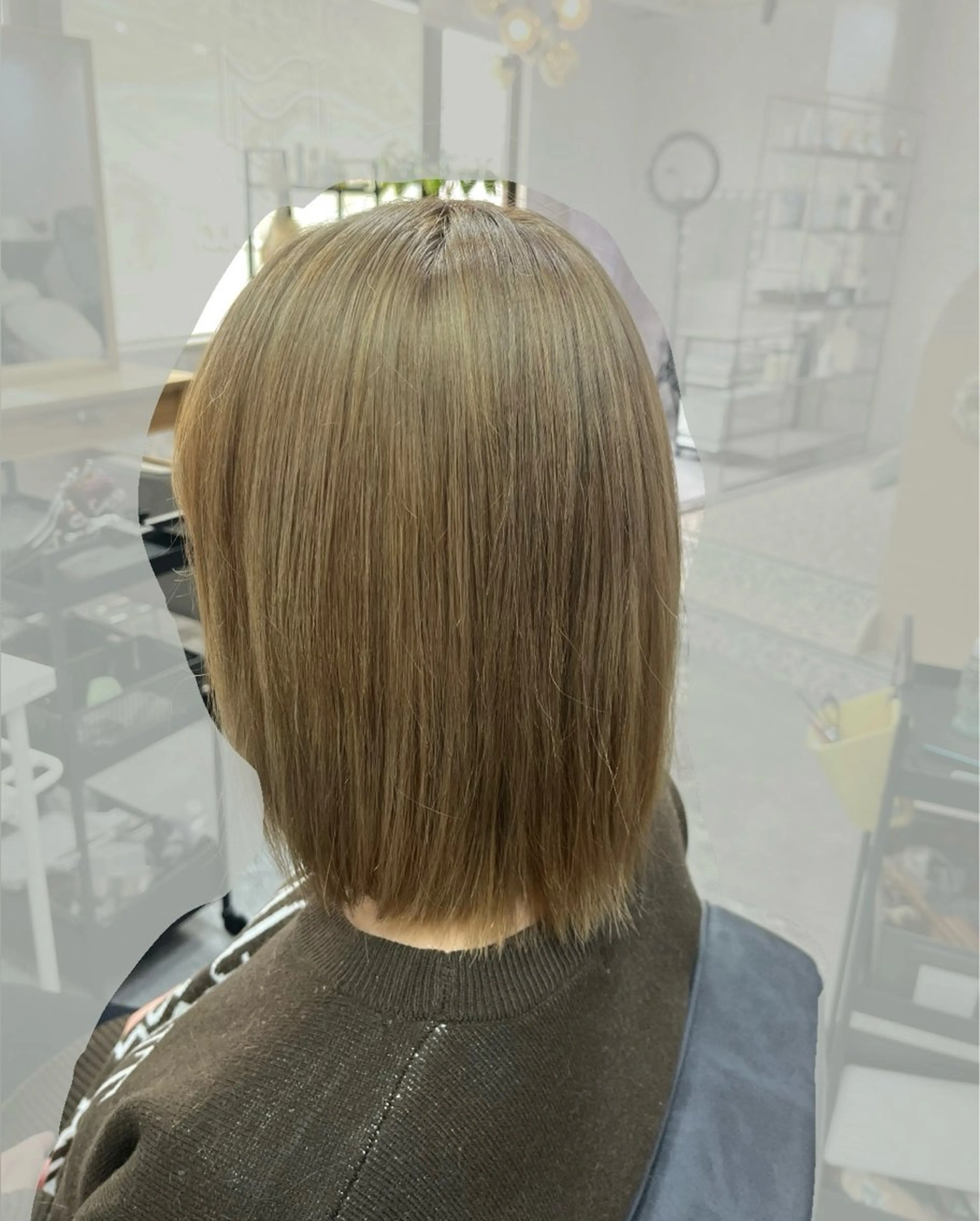 ミディアム ヘアカラー 池田 真衣のヘアスタイル