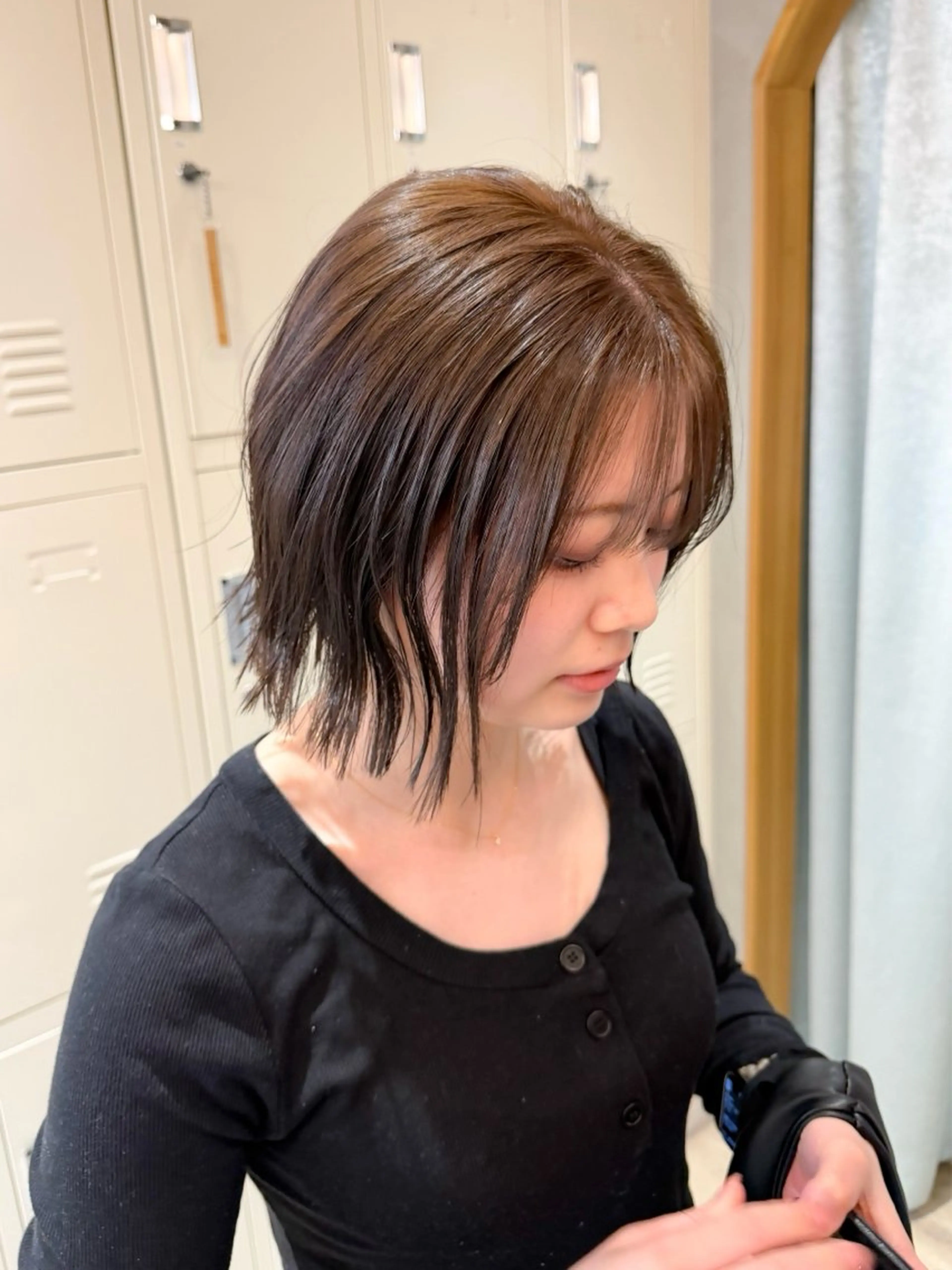 ショート カラー ショートボブ ハイライトカラー ボブ くびれヘア 顔周りカット カット ヘアカラー トリートメント 巻ける縮毛矯正✨ ボブ/ショートともきのヘアスタイル