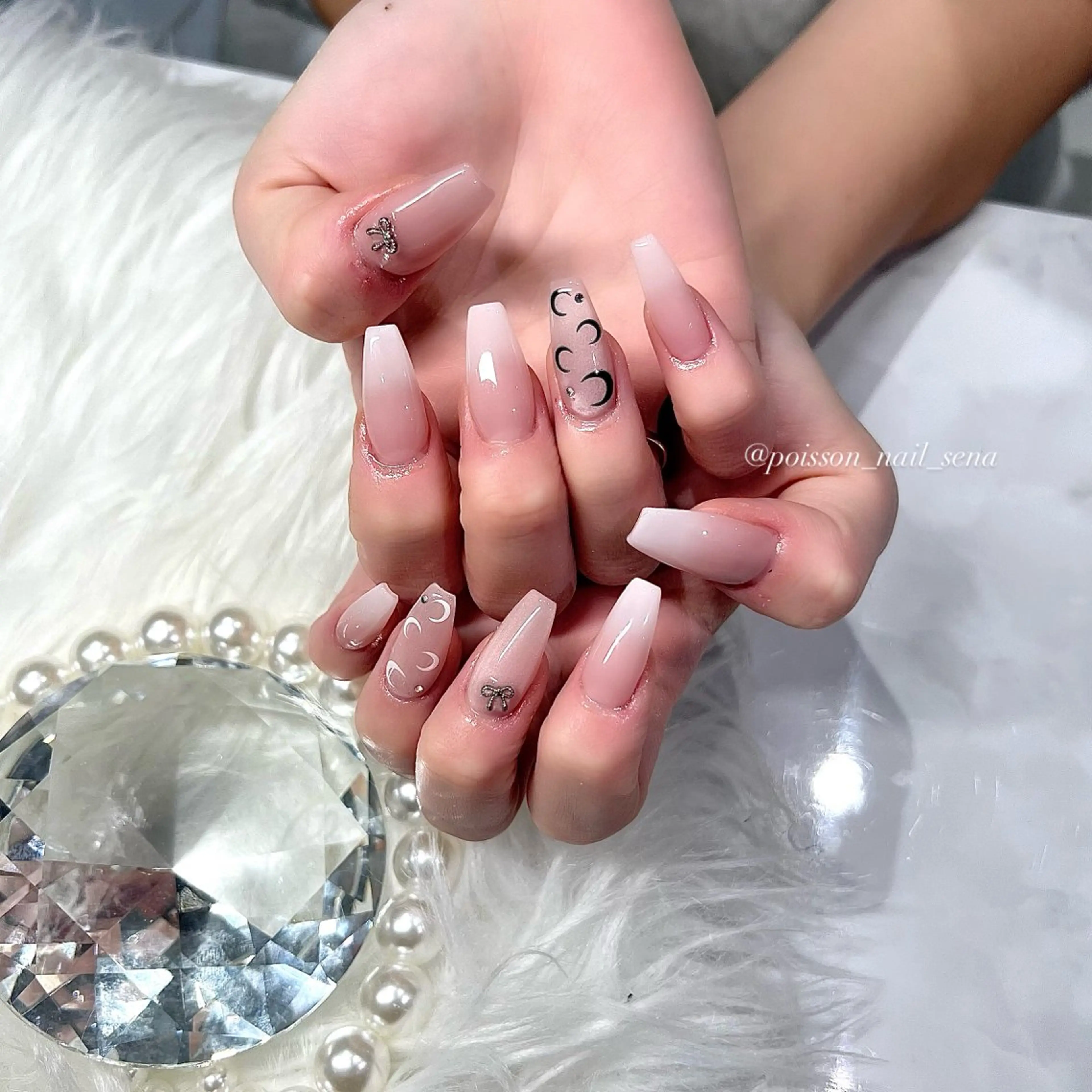 ネイル SENA/ロング/ ギャル/ワンホンのネイルデザイン