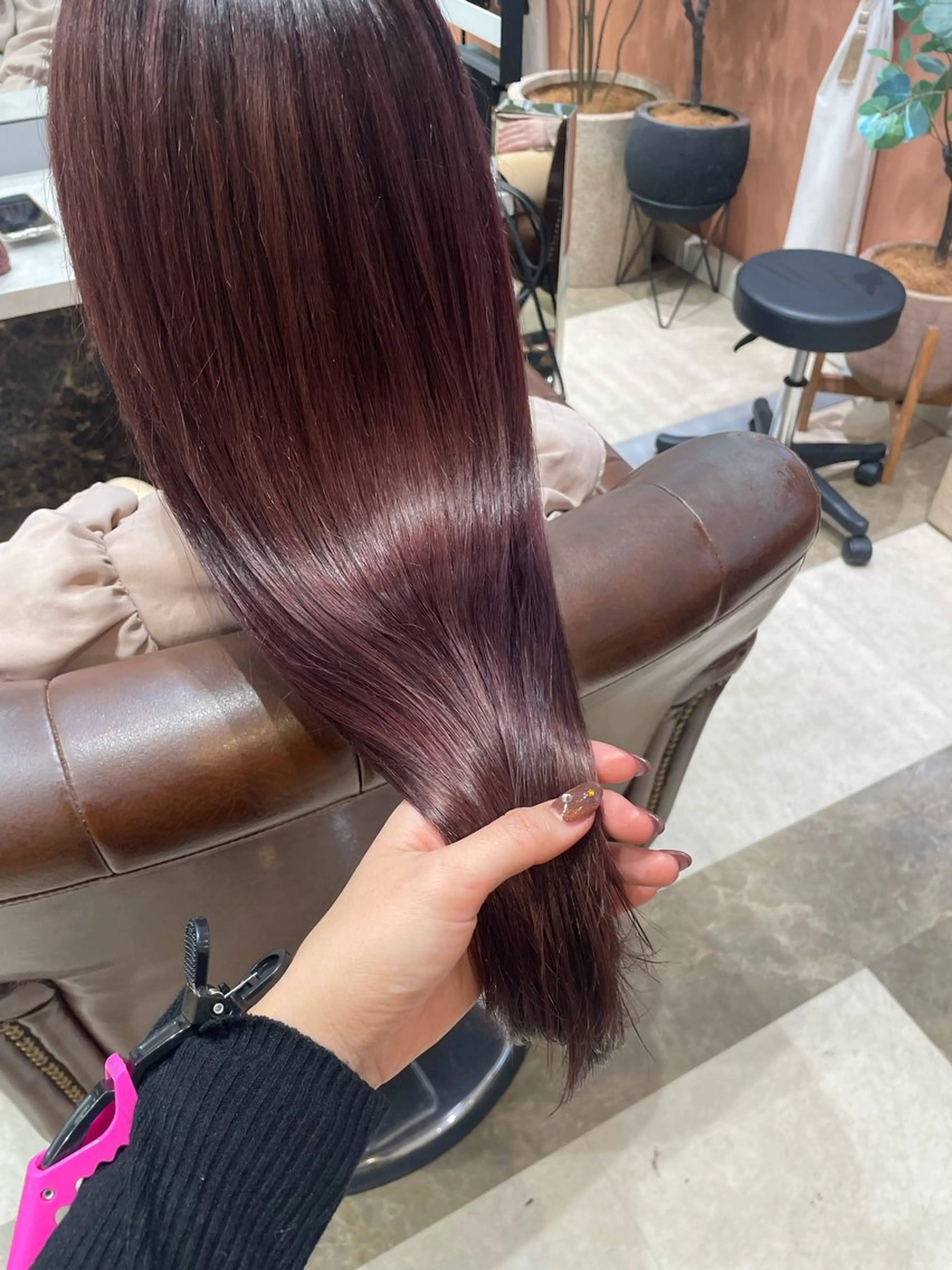 ロング 🧸顔周りカット /透明感🎀のヘアスタイル