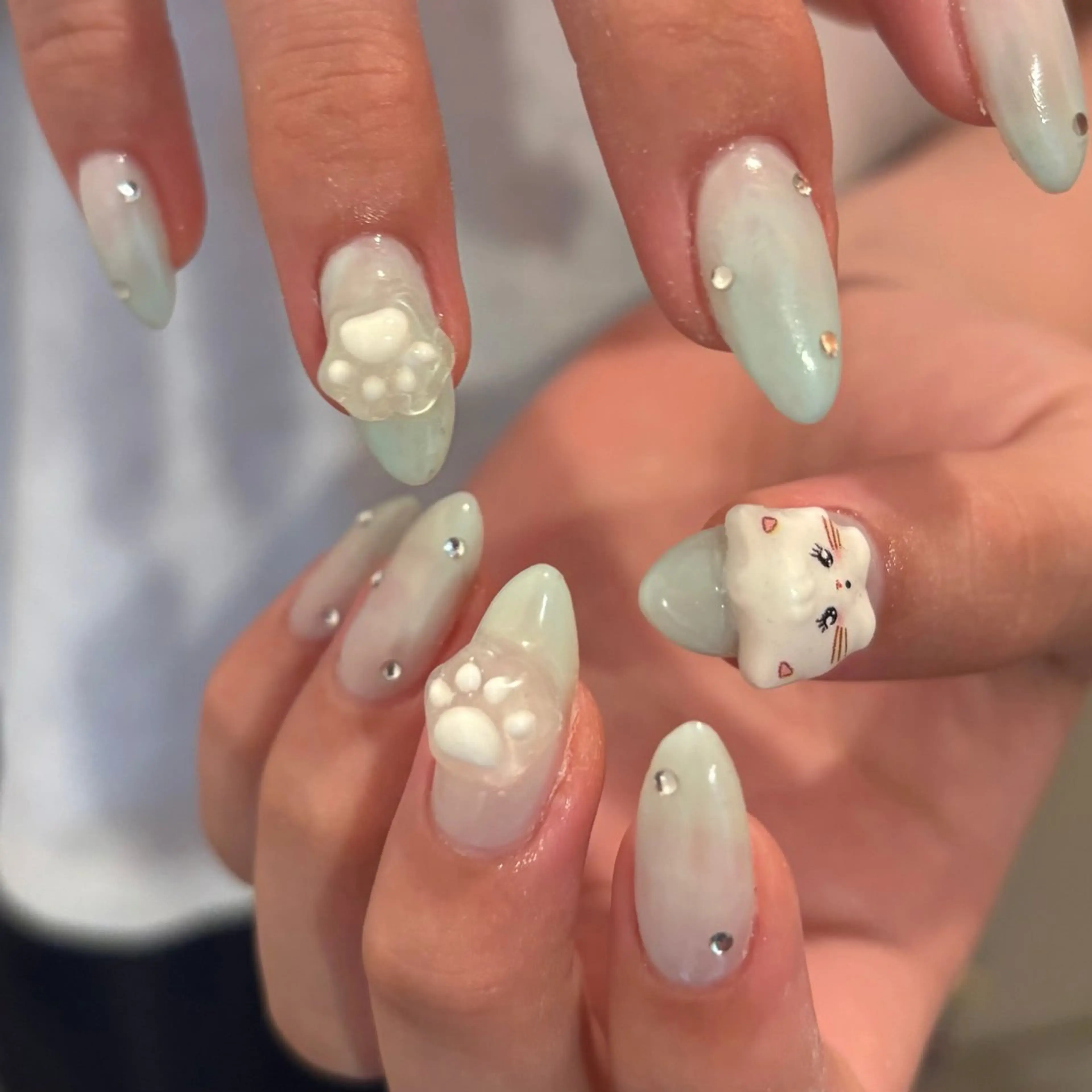 ネイル ハンドネイル フットネイル yuri / 個性派nailのネイルデザイン