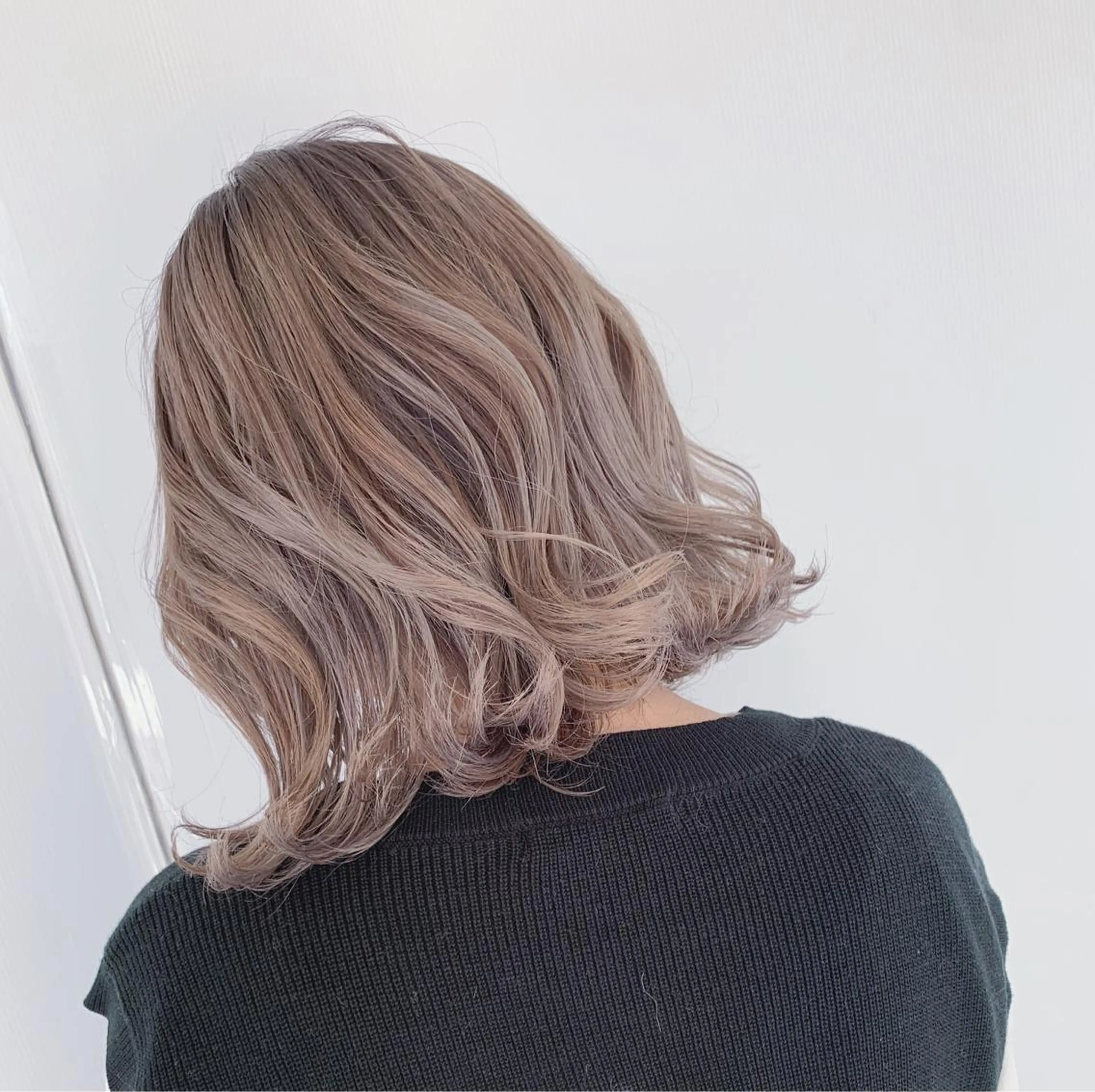 ミディアム ブリーチ.バレイヤー ジュ.REAL心斎橋のヘアスタイル