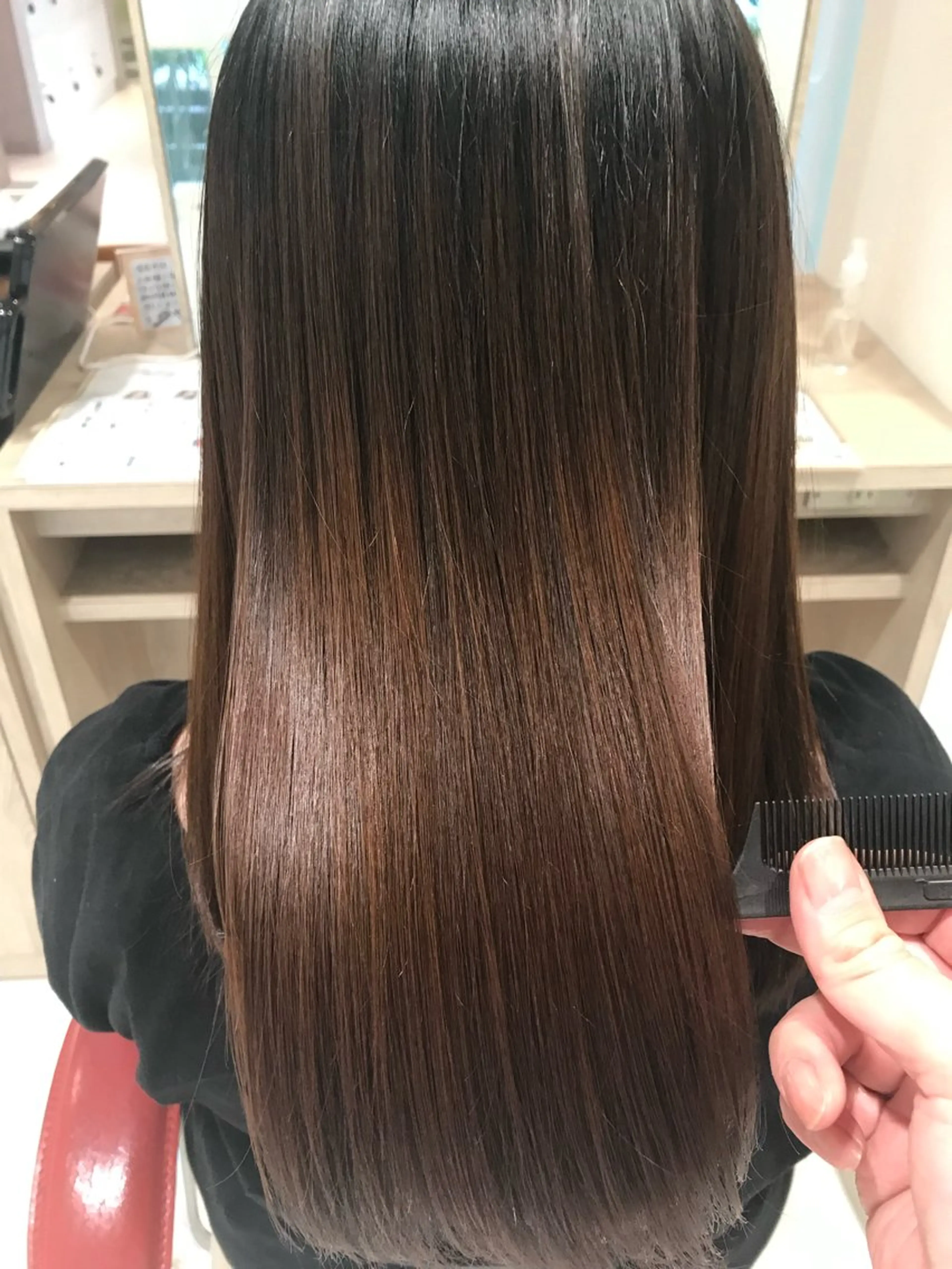 セミロング 縮毛矯正 トリートメント オガタ アキのヘアスタイル