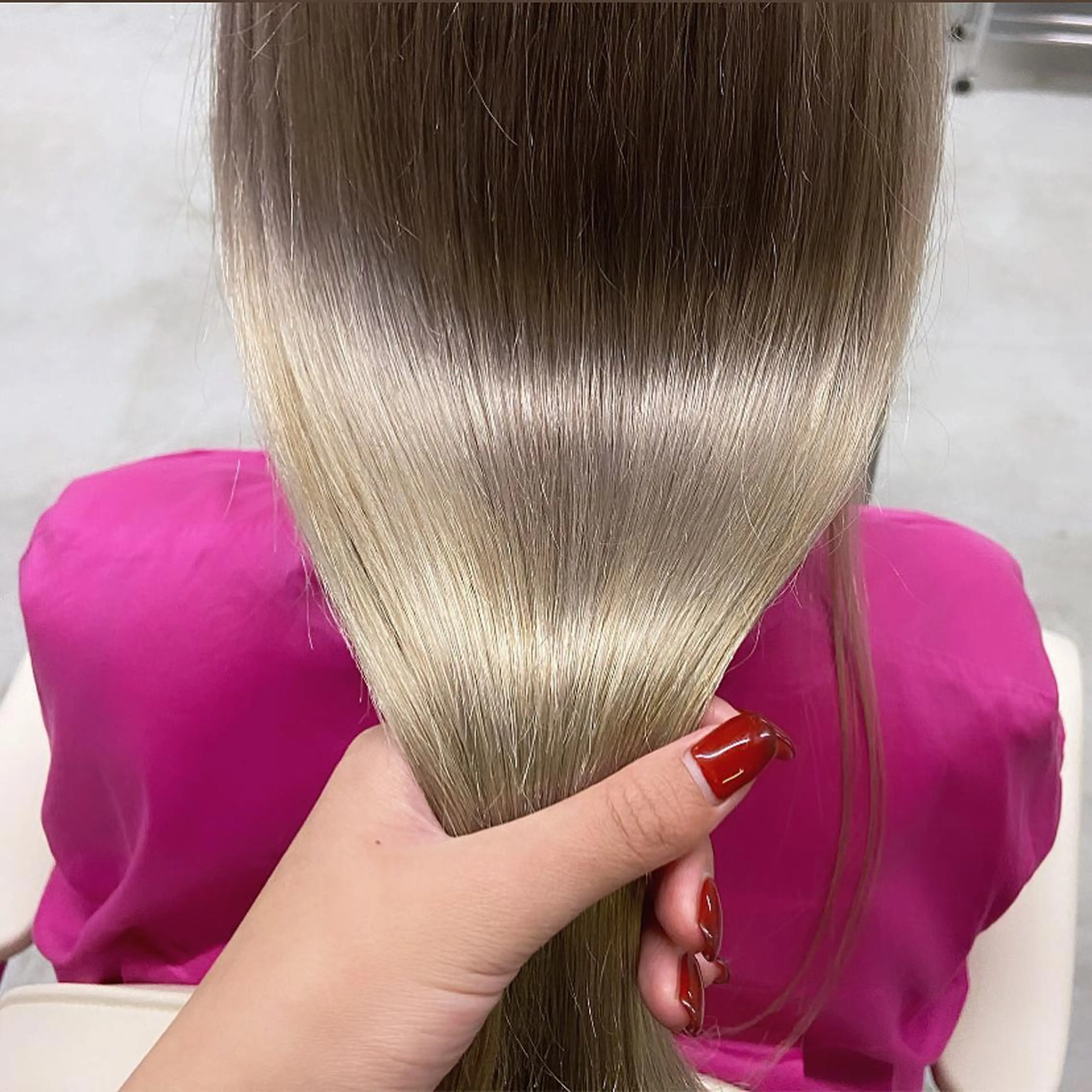 ロング カラー yuna/ボブカット /ハイトーンカラーのヘアスタイル