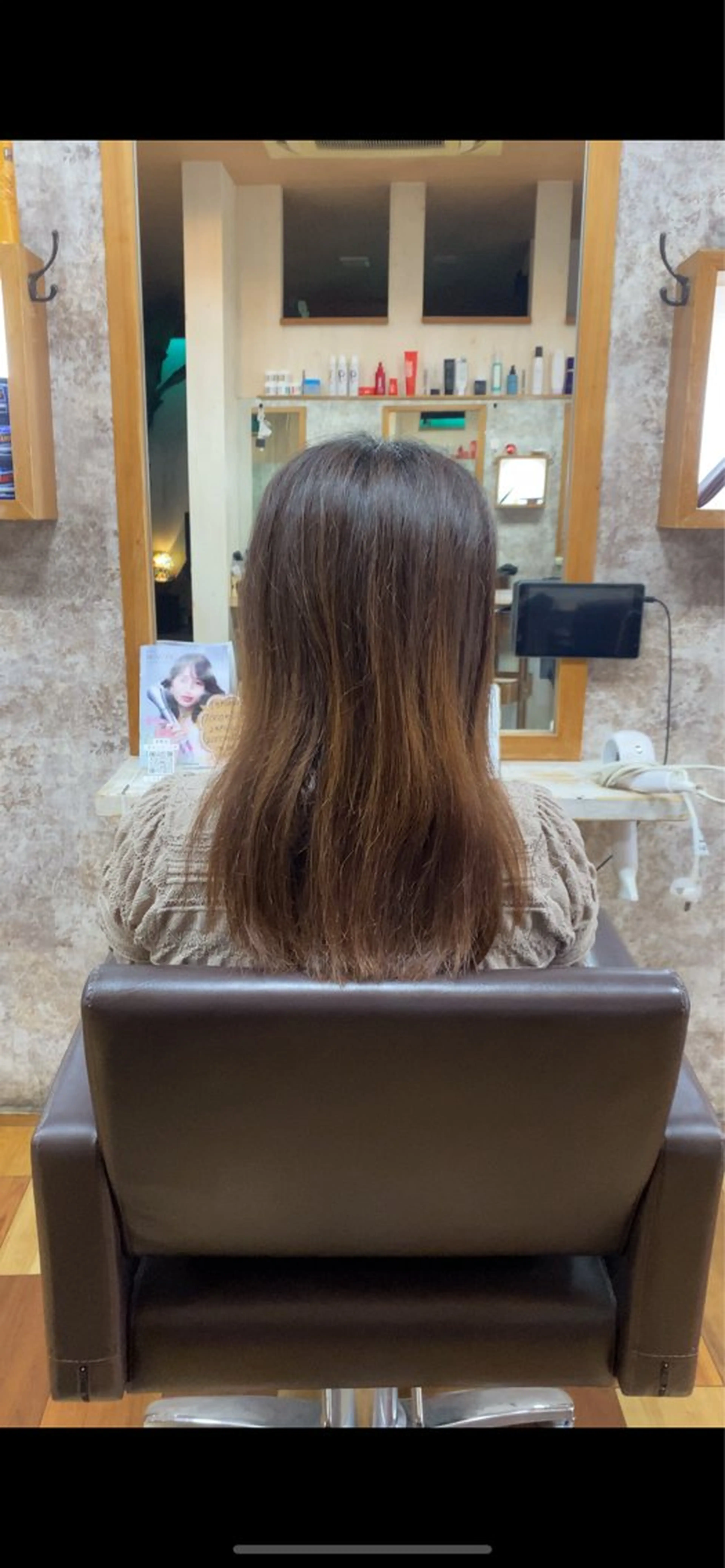 セミロング YELLOW CORN 金沢文庫所属・【金沢文庫4分】髪質 改善/縮毛矯正アラタのヘアスタイル