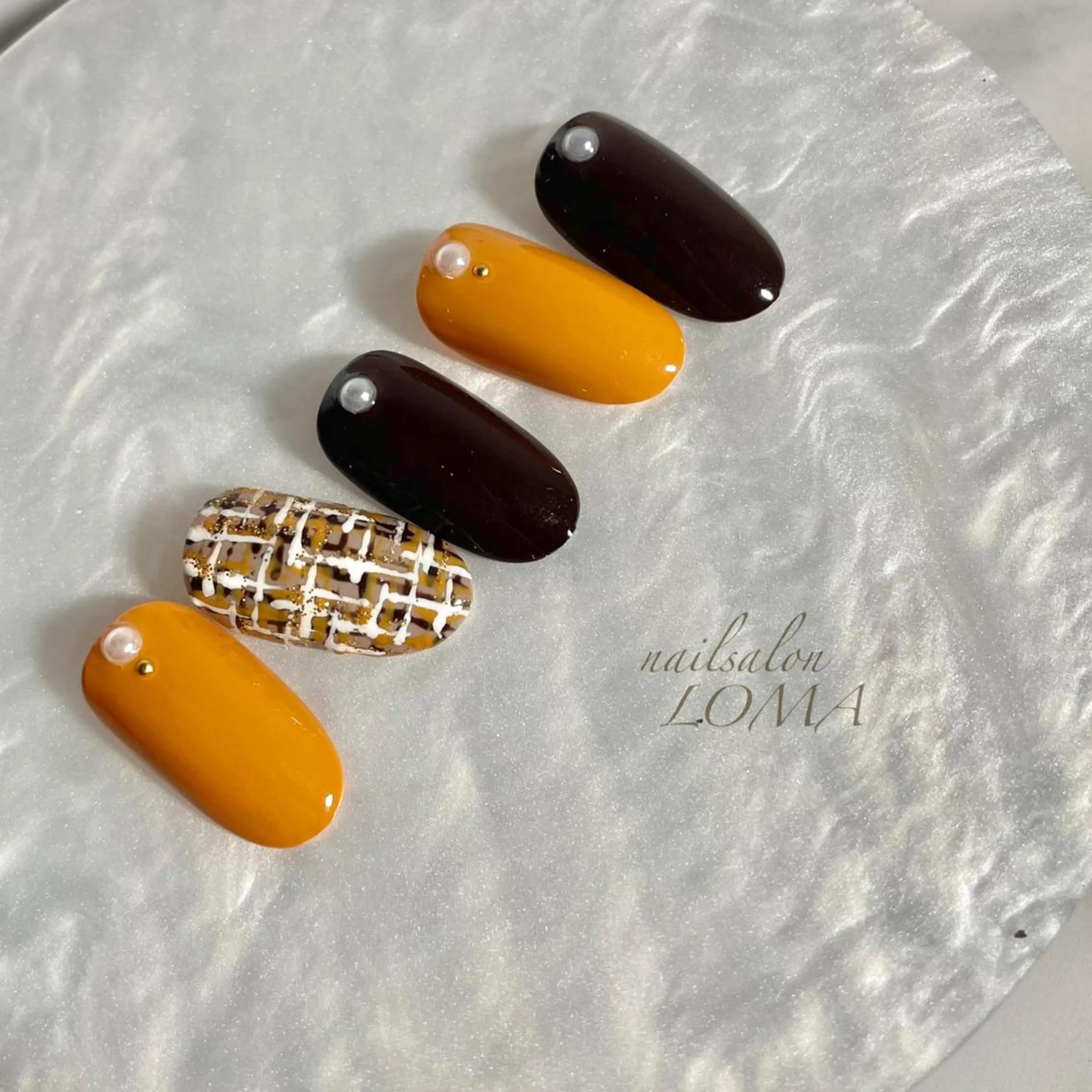 ネイル ツイードネイル ハンドネイル ハンドケア m-nail 🌙minamiのネイルデザイン