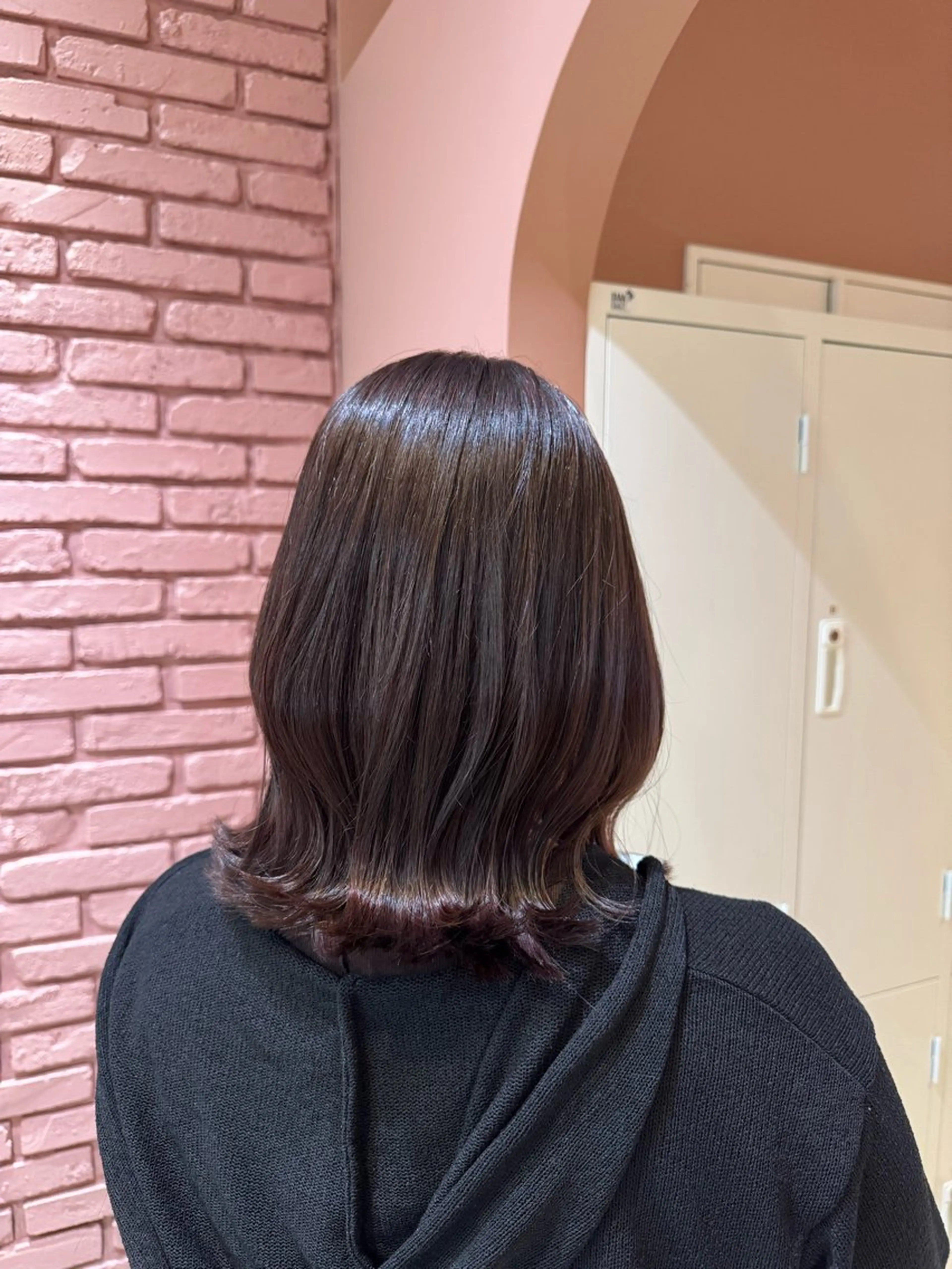 ミディアム カット ヘアカラー トリートメント 山本 望華のヘアスタイル