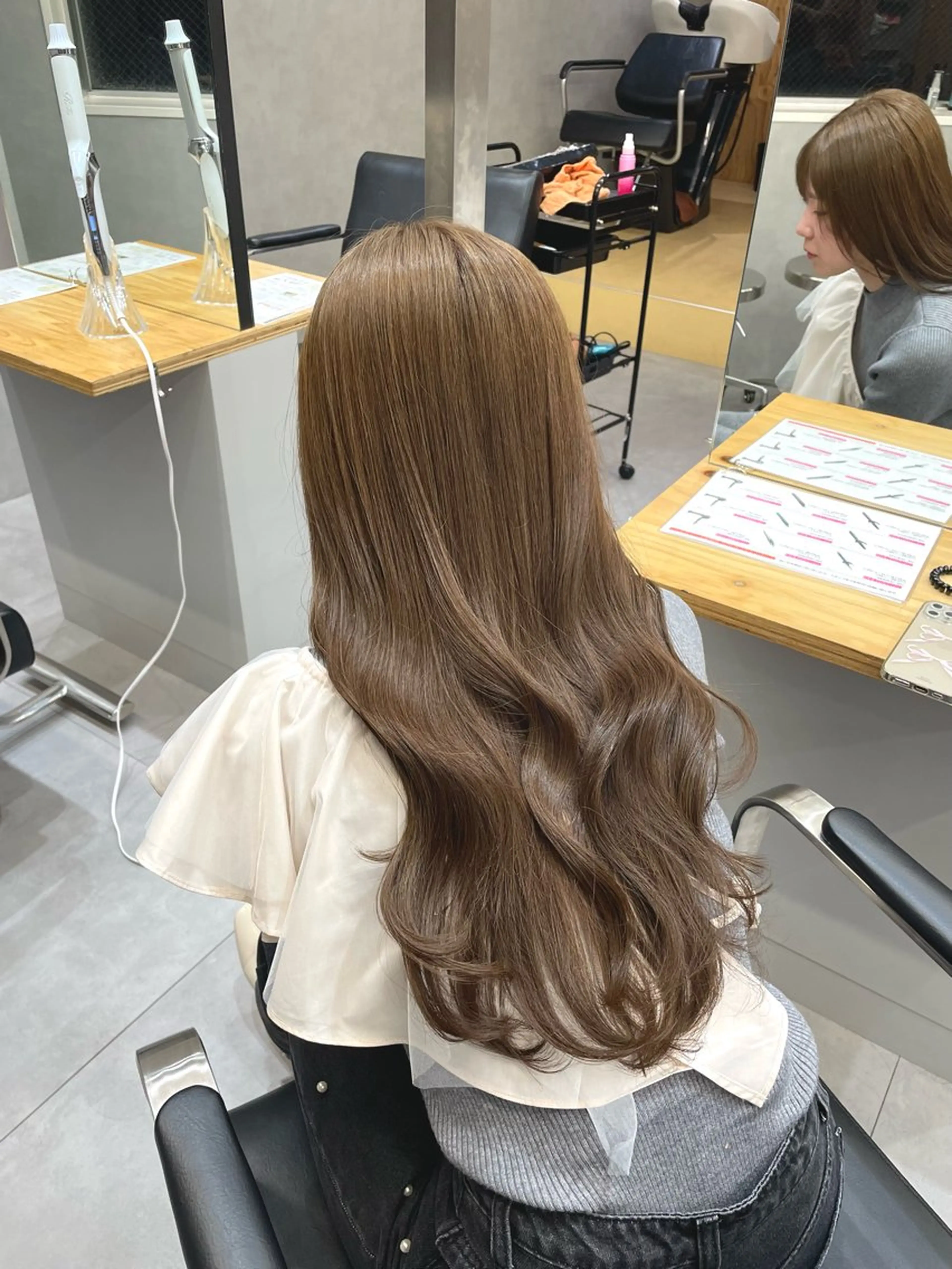 ロング カット 縮毛矯正 トリートメント shes梅田 はまもとのヘアスタイル