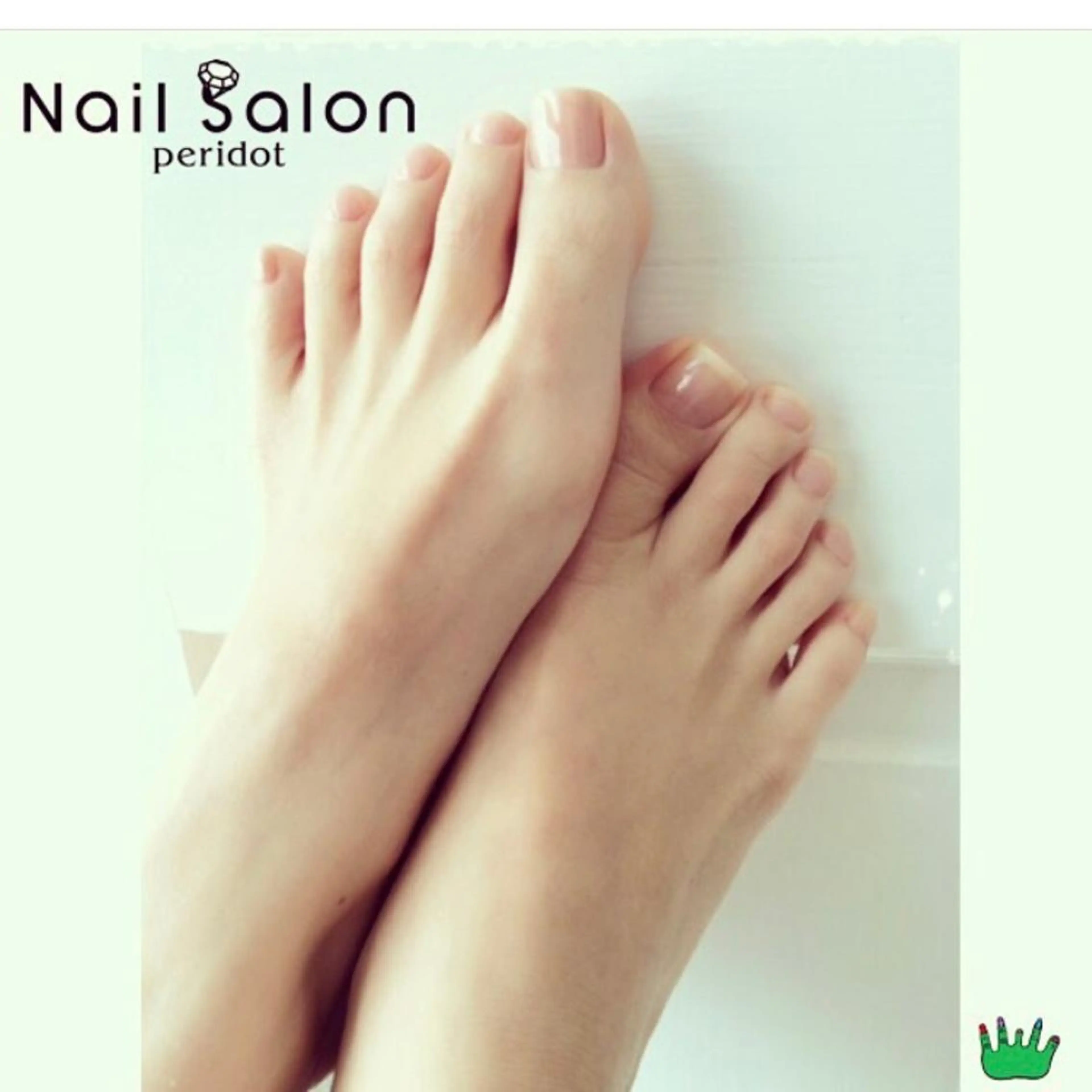 ネイル ペリドット えみのネイルデザイン
