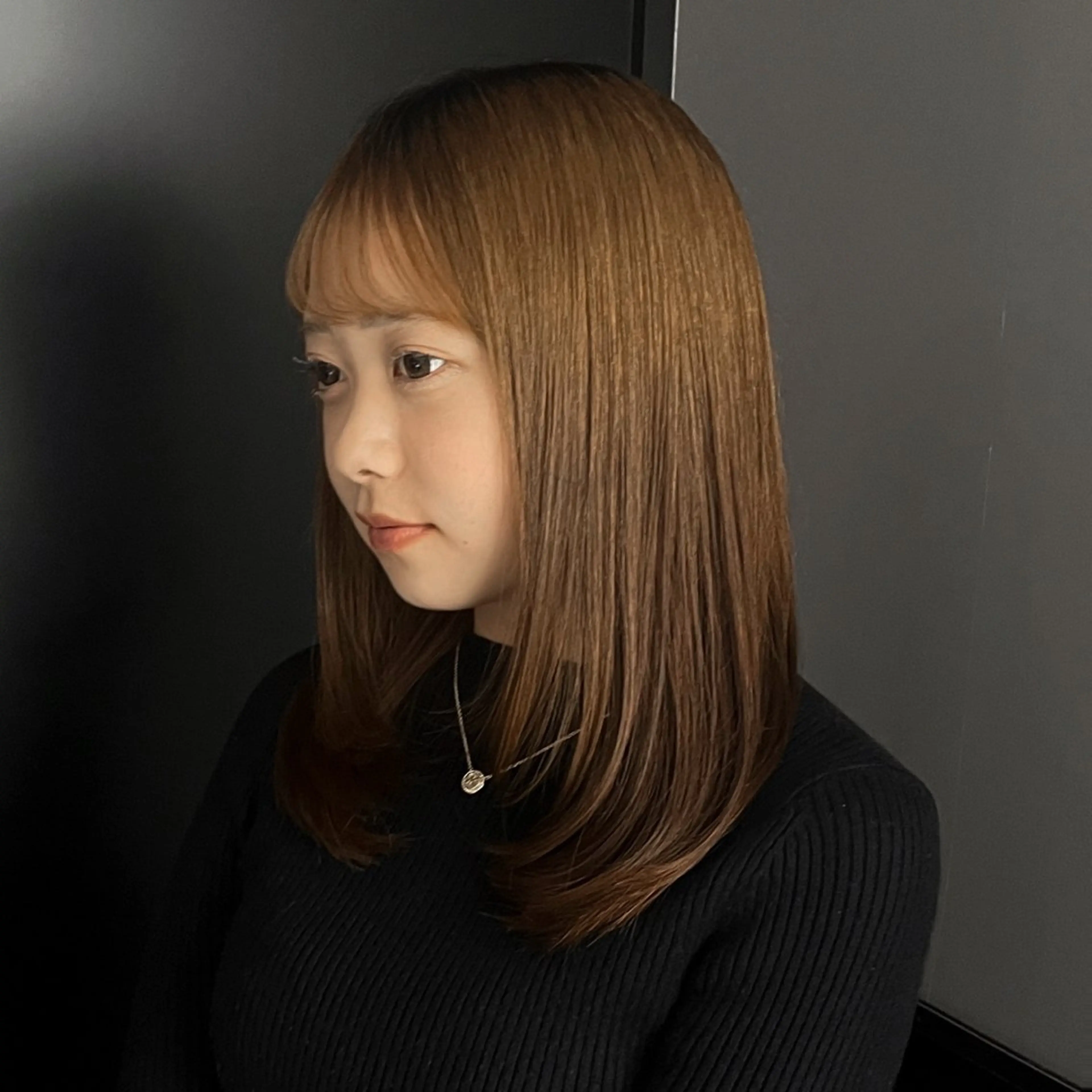 ミディアム 顔まわりレイヤー レイヤーカット カット トリートメント ハッシュカット/ ハイトーン☻miyuのヘアスタイル