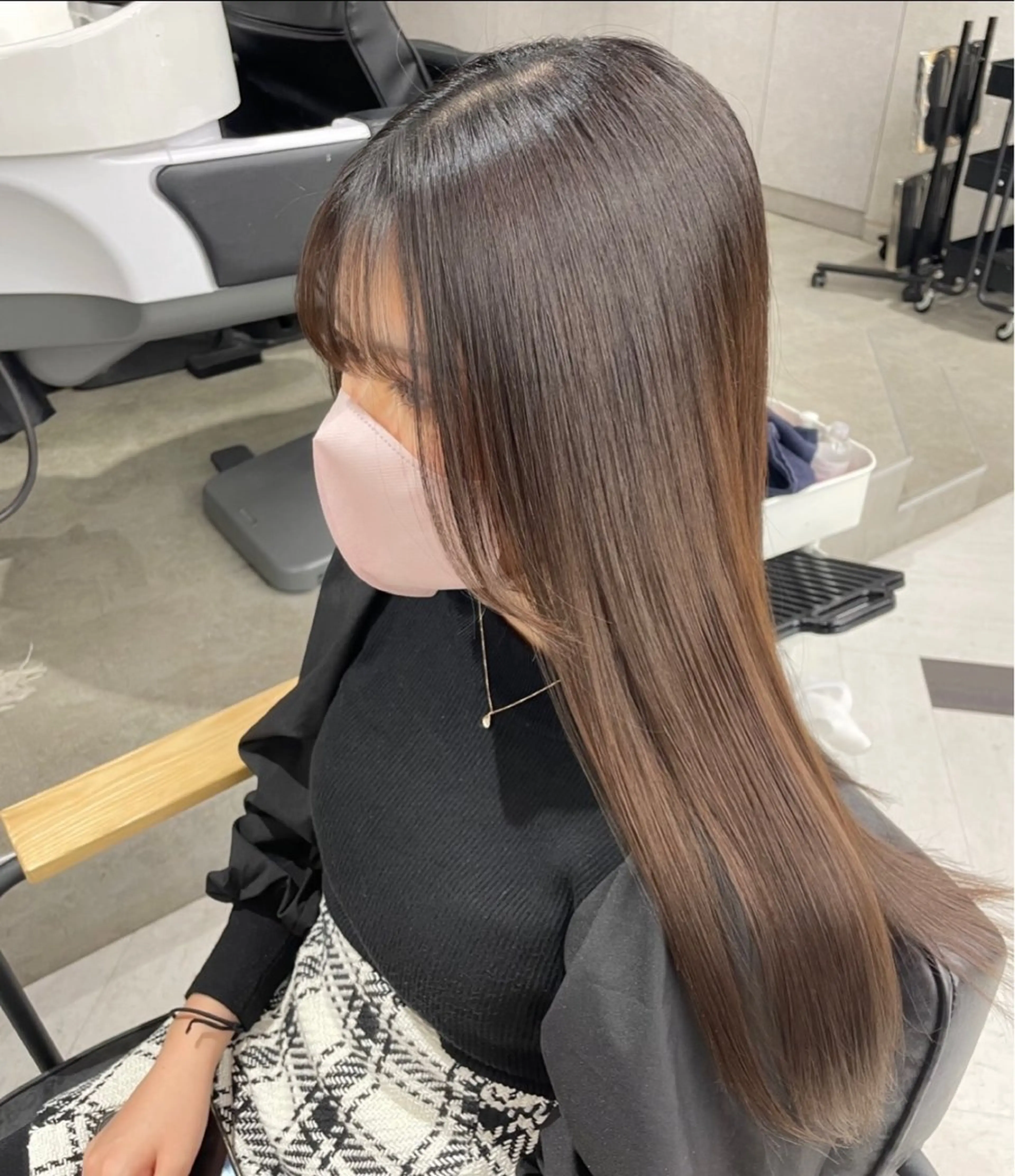 ミディアム カラー パーマ ヘアアレンジ メンズ 髪質改善 トリートメント 酸性ストレート ストレートパーマ mona/ ストレートスタイル✨のヘアスタイル