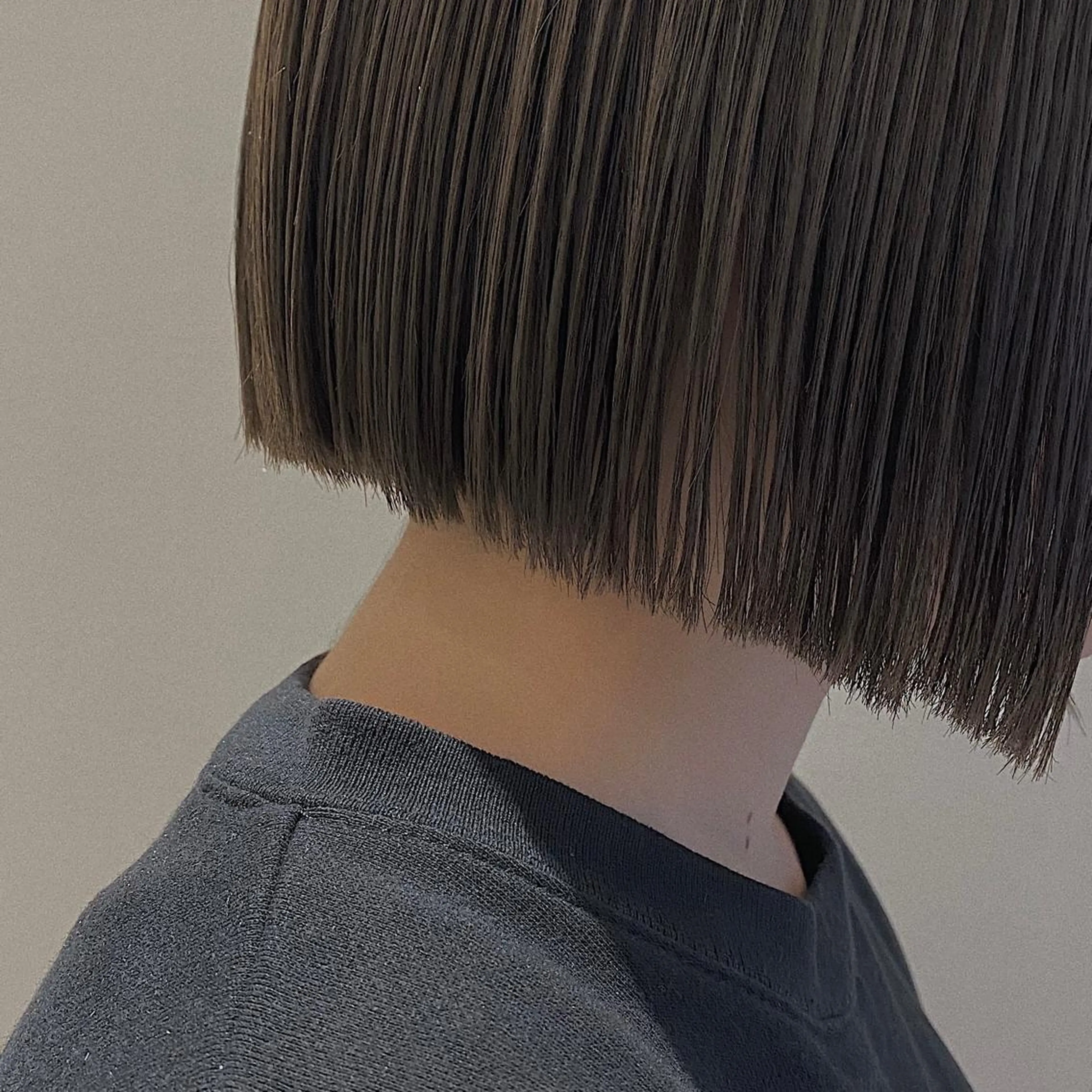 ショート ヘアアレンジ 切りっぱなしボブ ボブ fifth JINGUMAE所属・波巻きスパイラルパー マ/シャドウパーマ駿のヘアスタイル