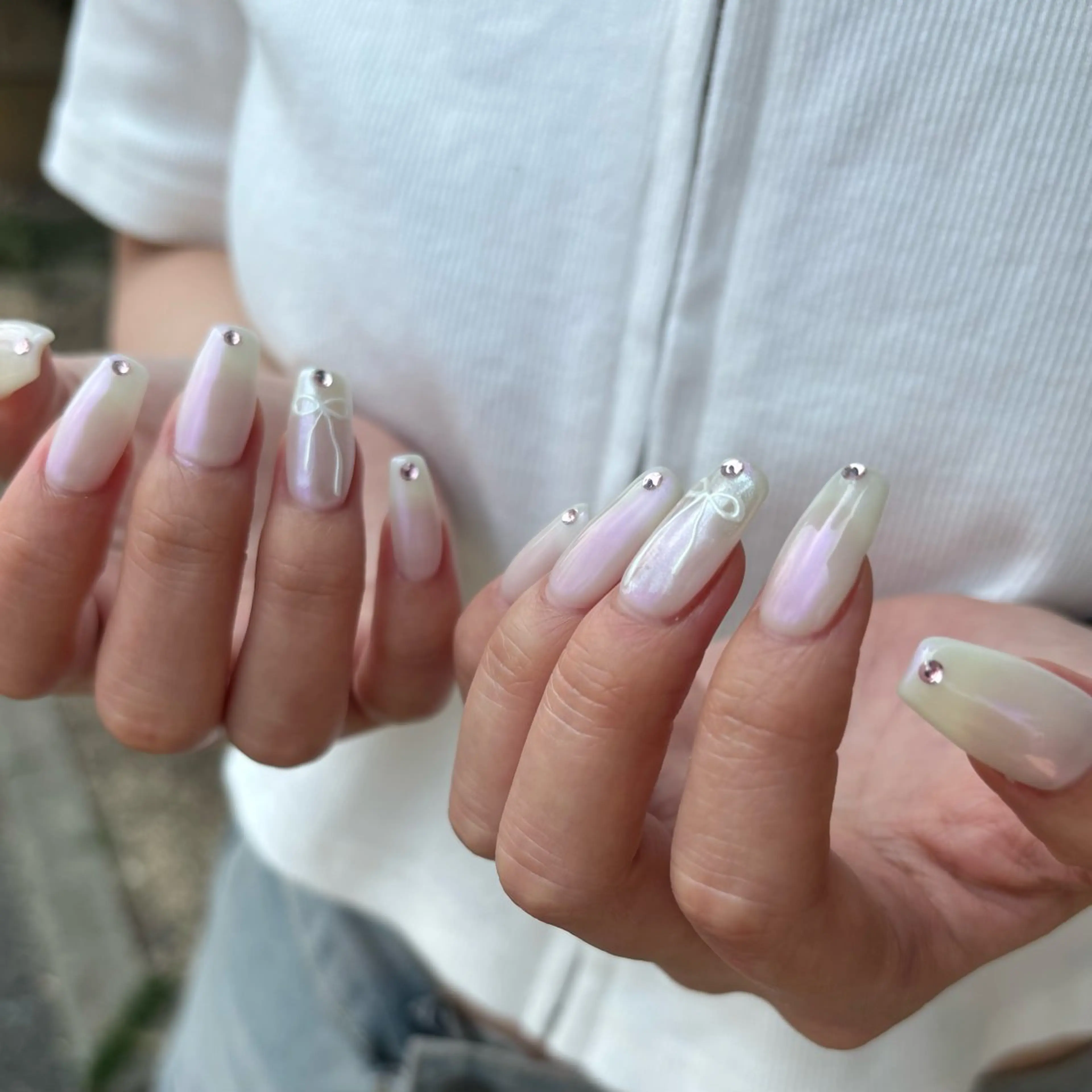 ネイル オーロラネイル ハンドネイル LINA『鍋島店』 licca nailのネイルデザイン