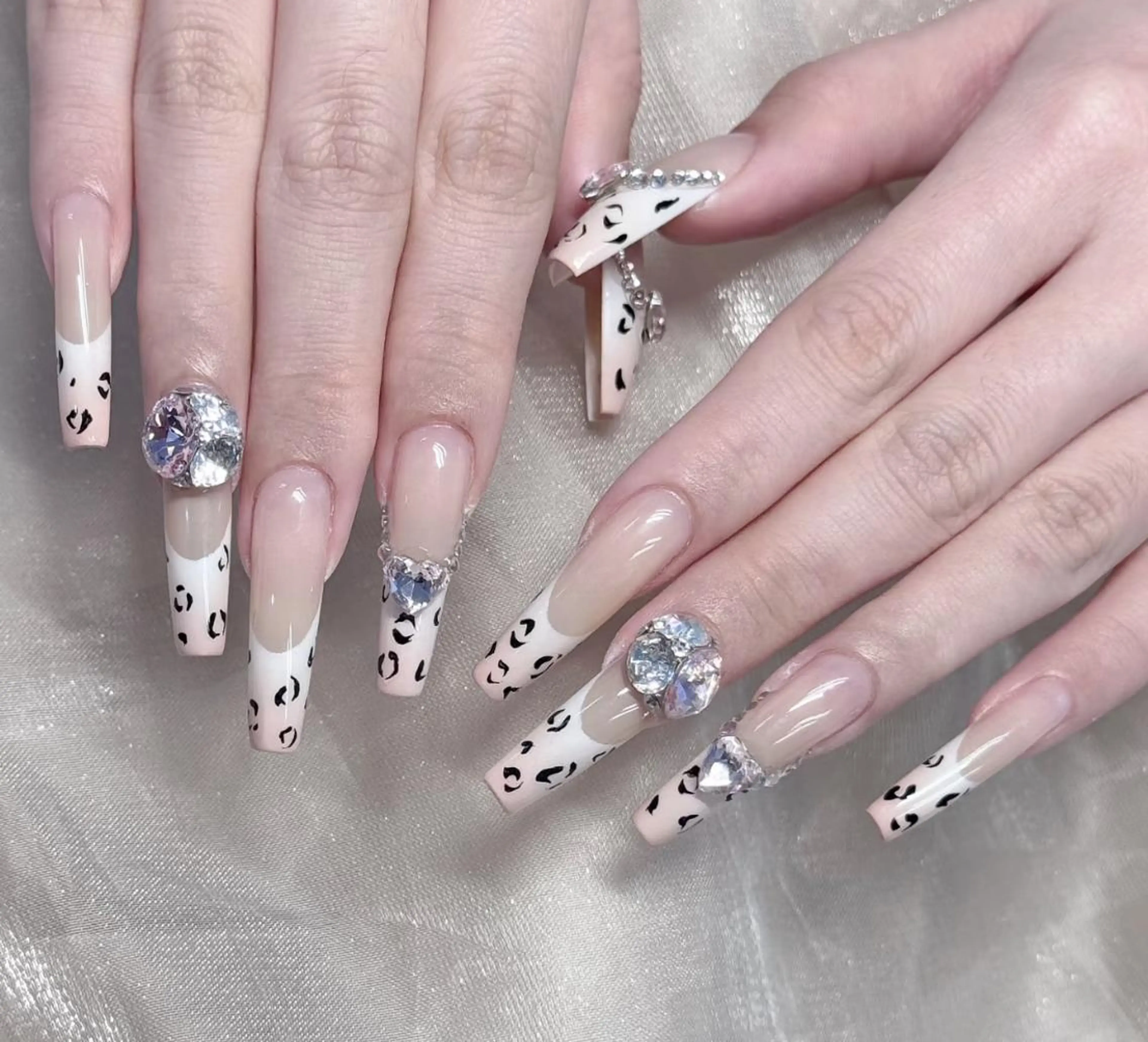 ネイル ハンドネイル 💫 Tsuki_Nailのネイルデザイン