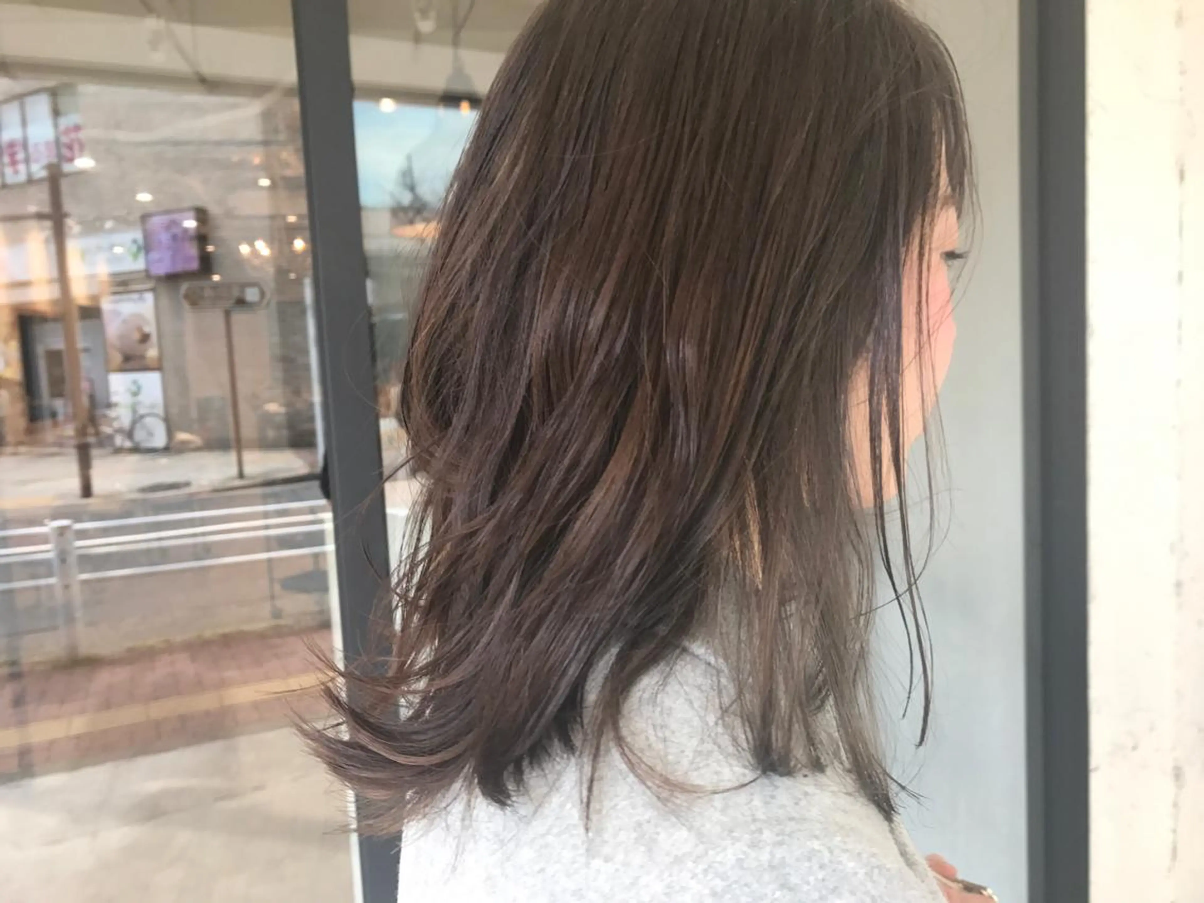 ミディアム オリーブ透明感カラー 表参道/MIKUのヘアスタイル