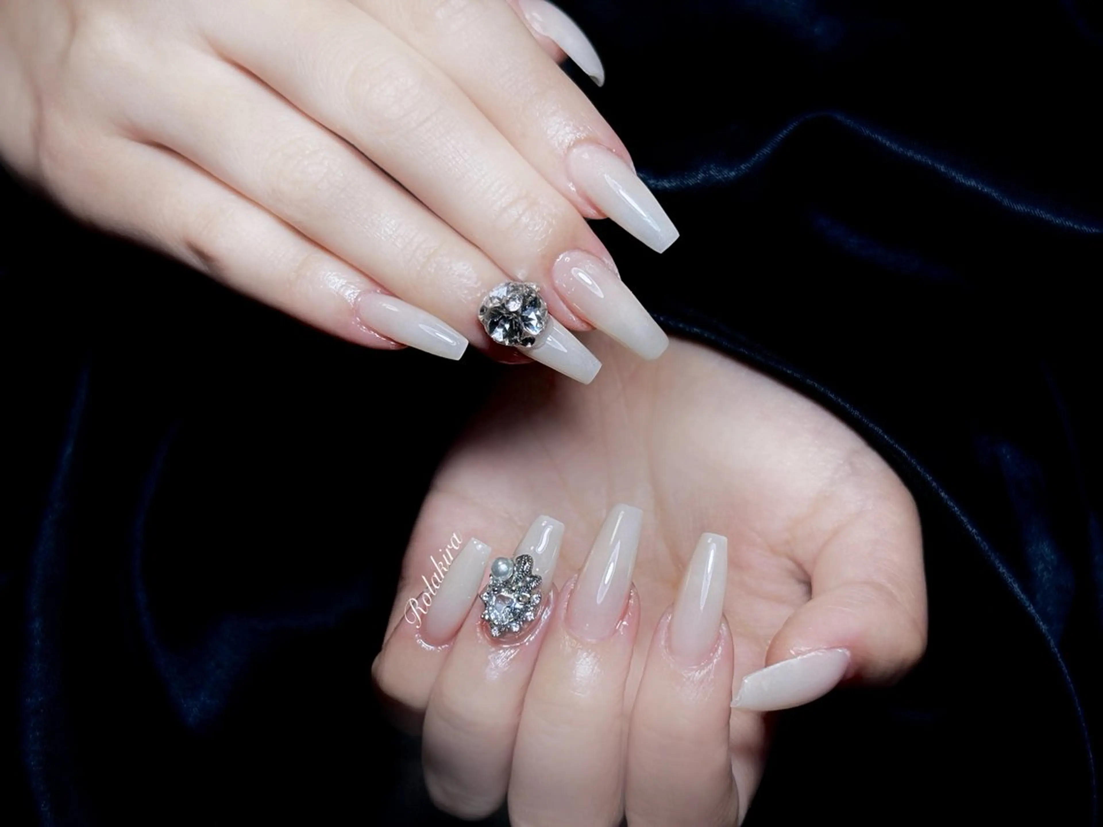 ネイル チークネイル 長さ出し フレンチネイル ジェルネイル 韓国ネイル ハンドネイル Rola kira 麗のネイルデザイン