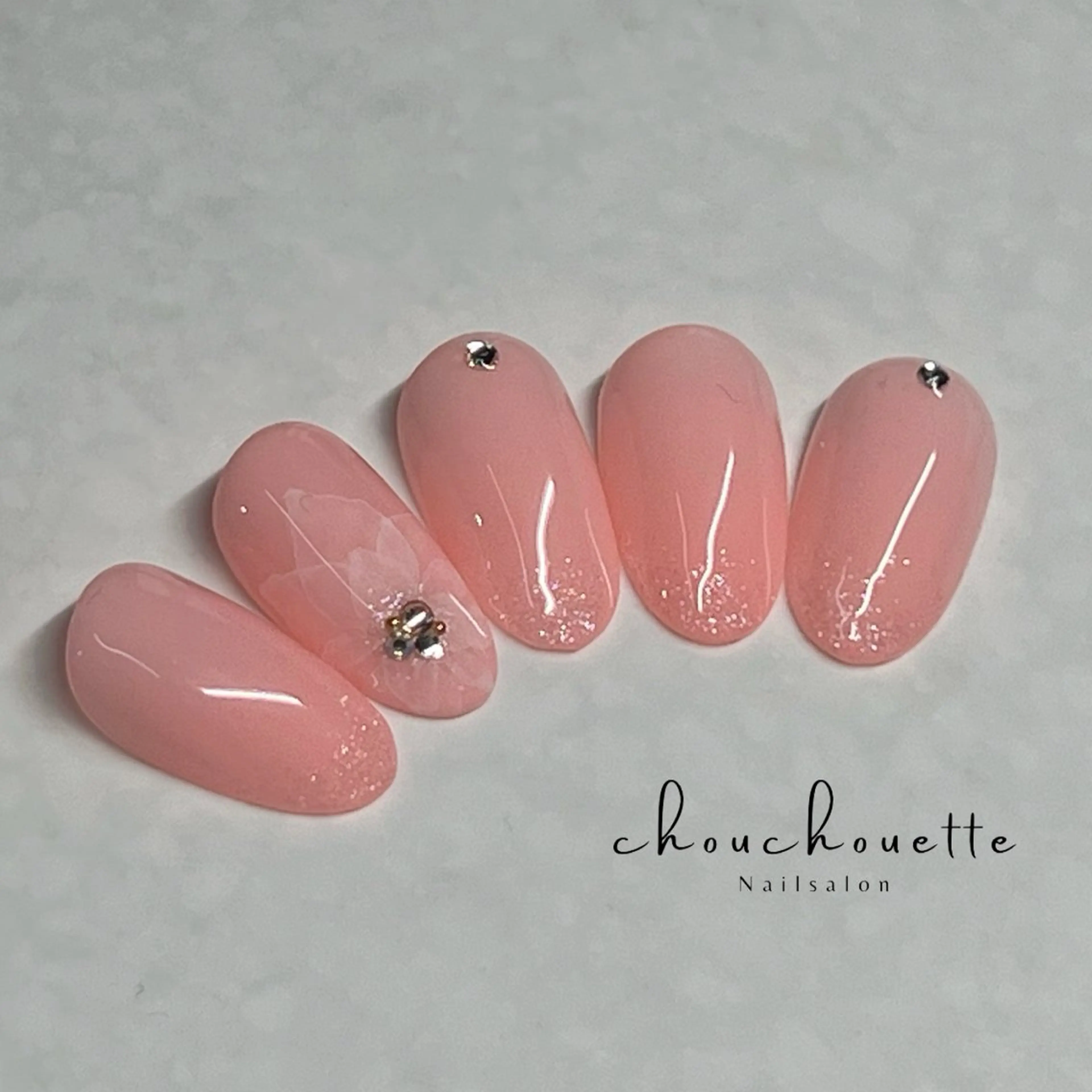 ネイル 爪のお悩みサロン シュシュエットのネイルデザイン