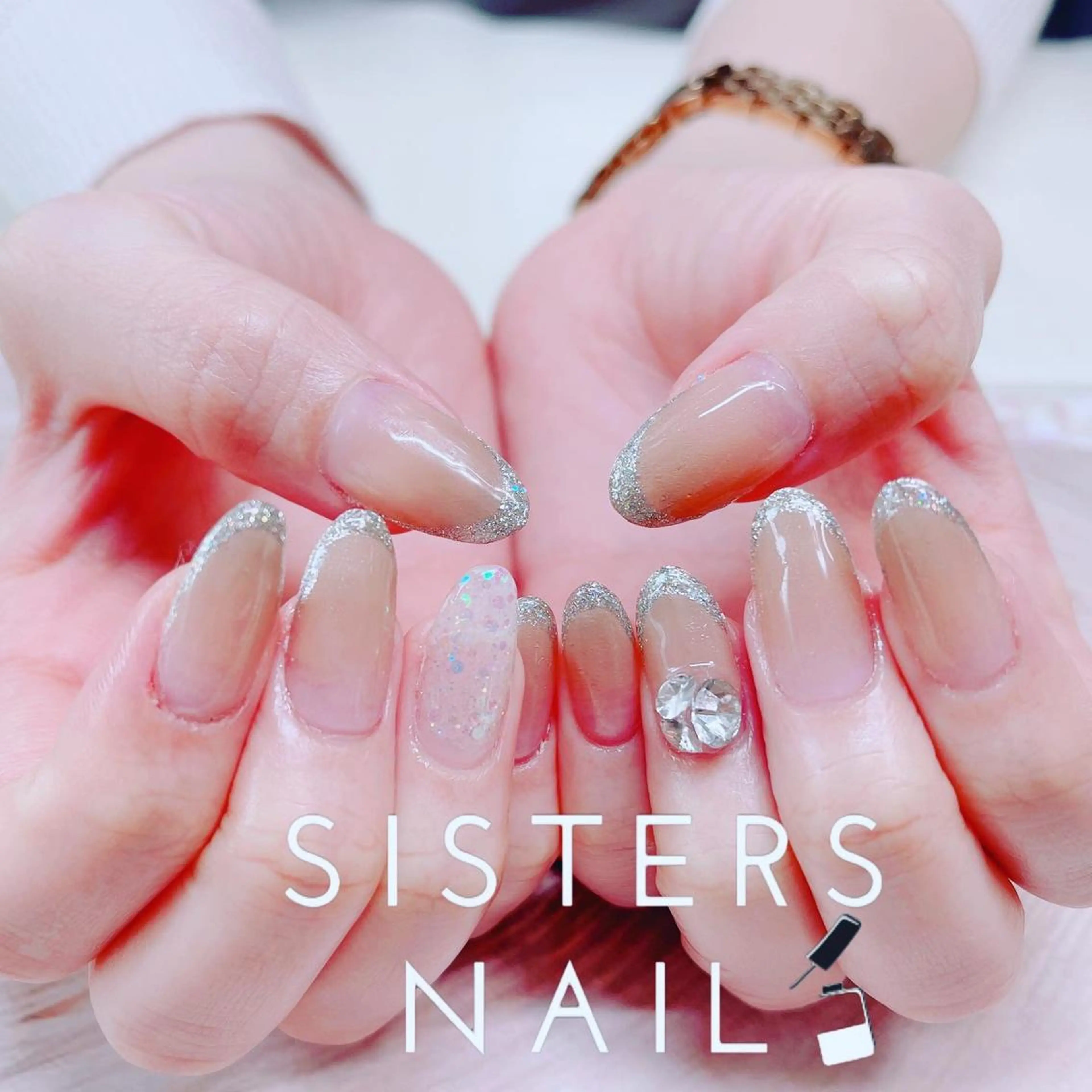 ネイル アートネイル フレンチネイル キラキラネイル ラメ(グリッター) 春ネイル ハンドネイル ハンドケア sisters nail.fのネイルデザイン