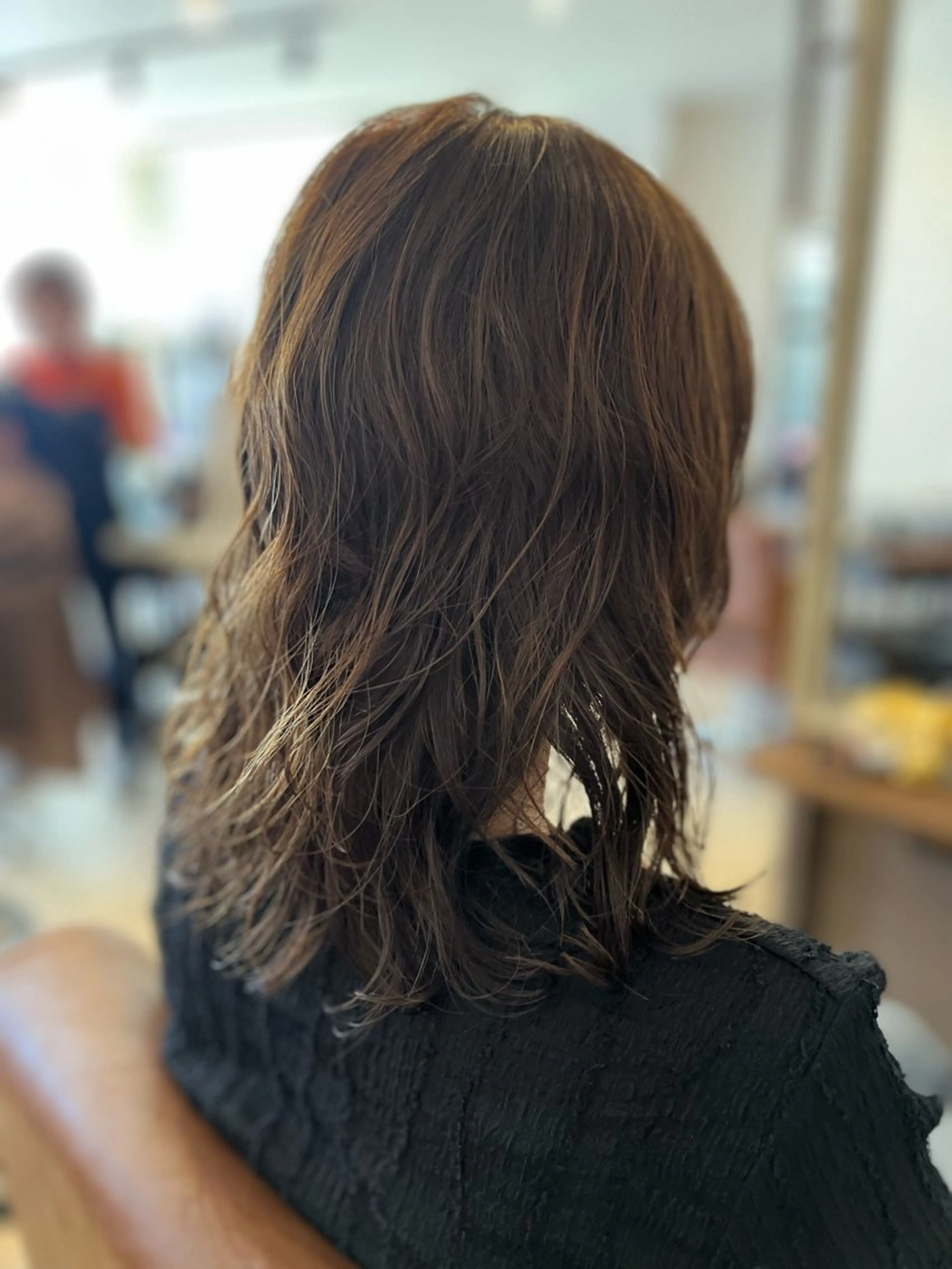 ミディアム カラー パーマ Cuthie 泉川のヘアスタイル