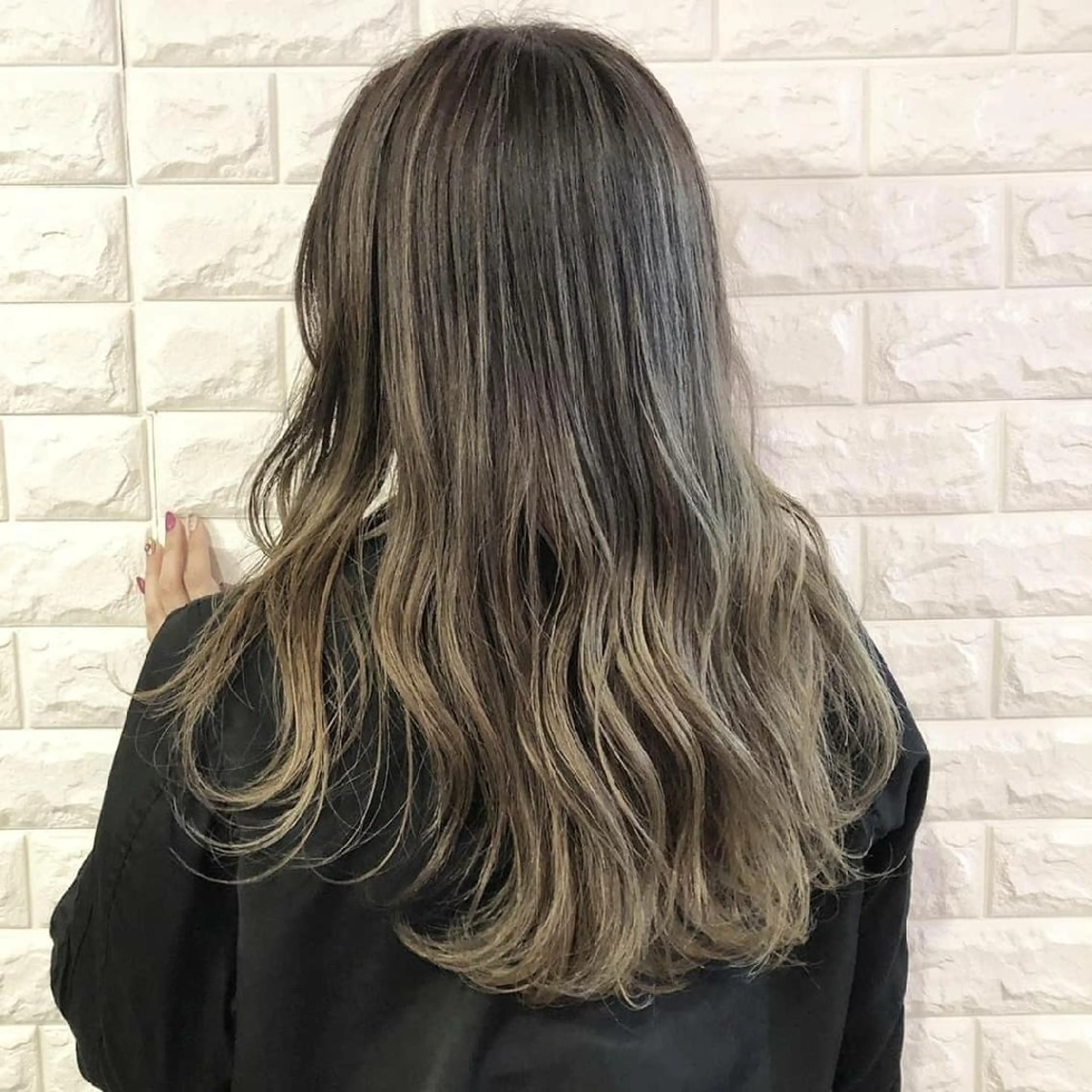 カラー ロング グラデーションカラー ハイライトカラー ハイライト ハイライト 透明感カラー松本のヘアスタイル