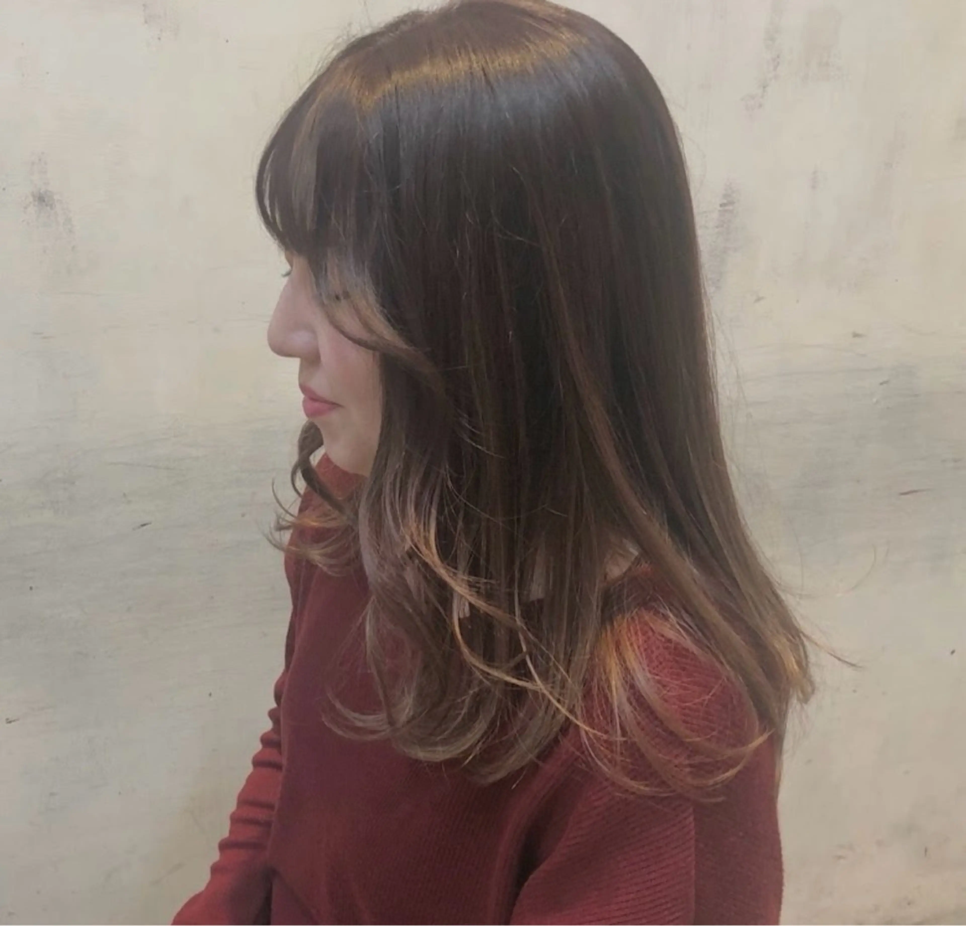 セミロング カラー かわの ひとしのヘアスタイル