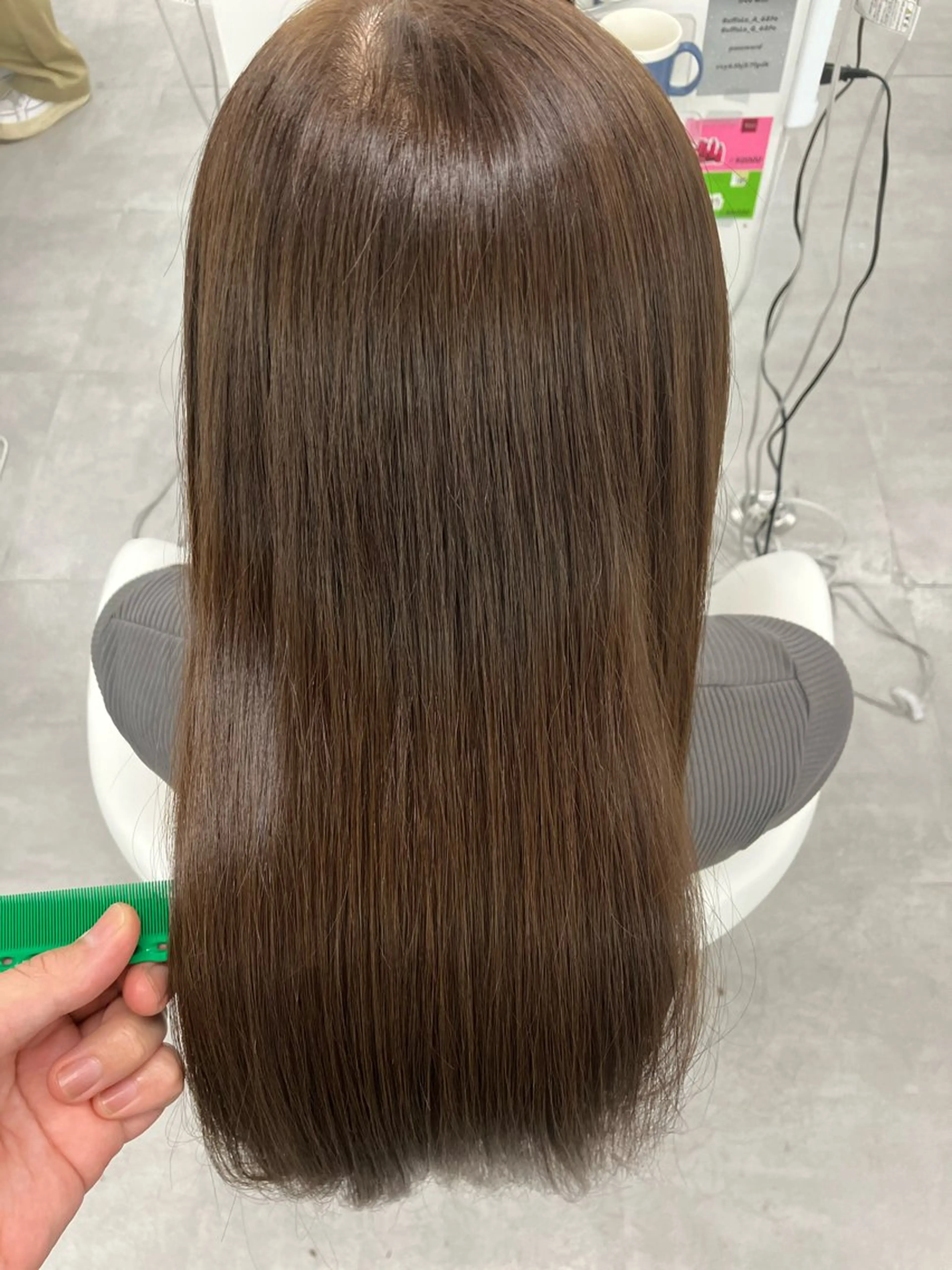 ロング カラー ヘアカラー トリートメント door white hideのヘアスタイル