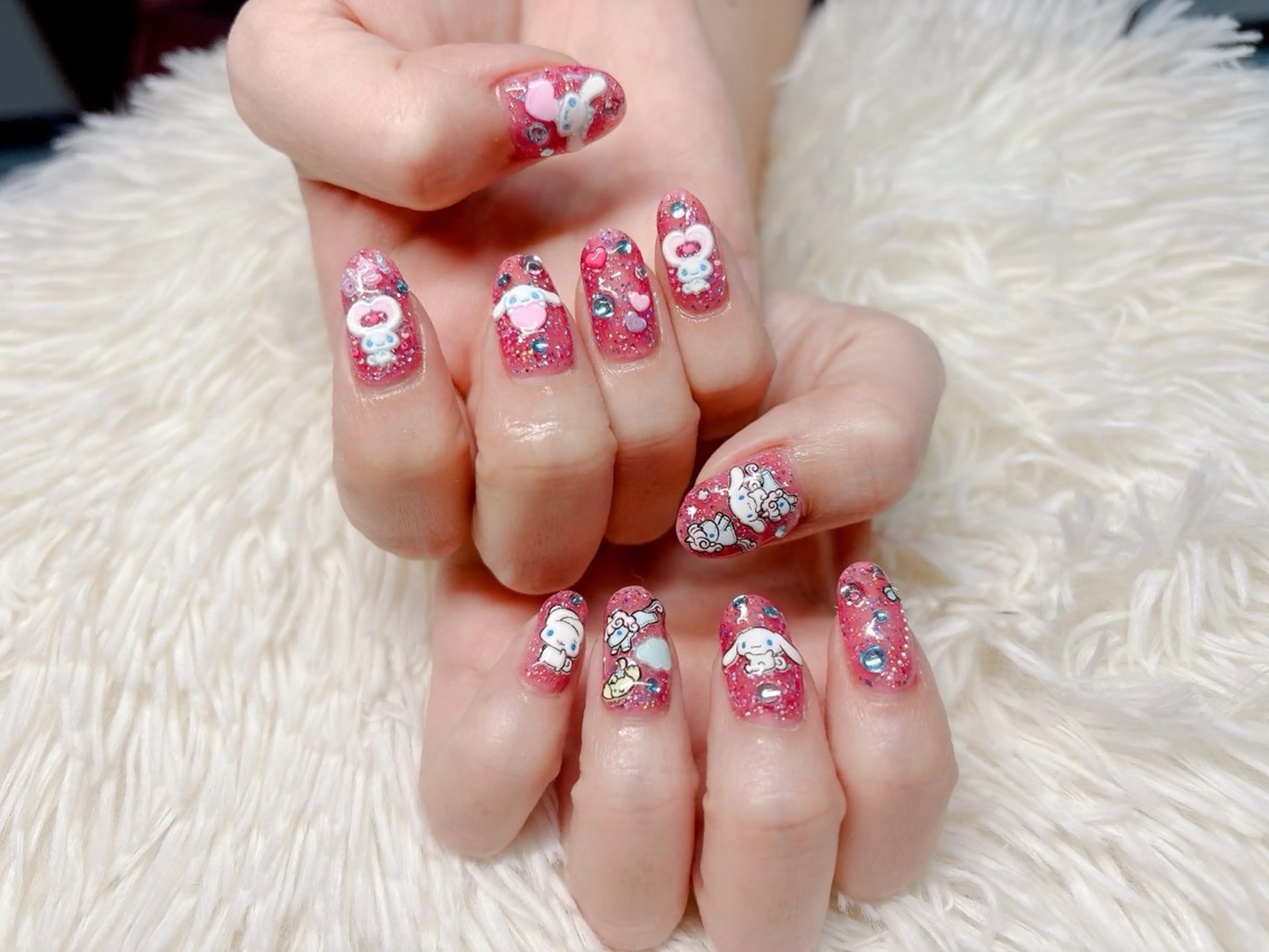 ネイル ハンドネイル パッチリオメメ Lianaのネイルデザイン