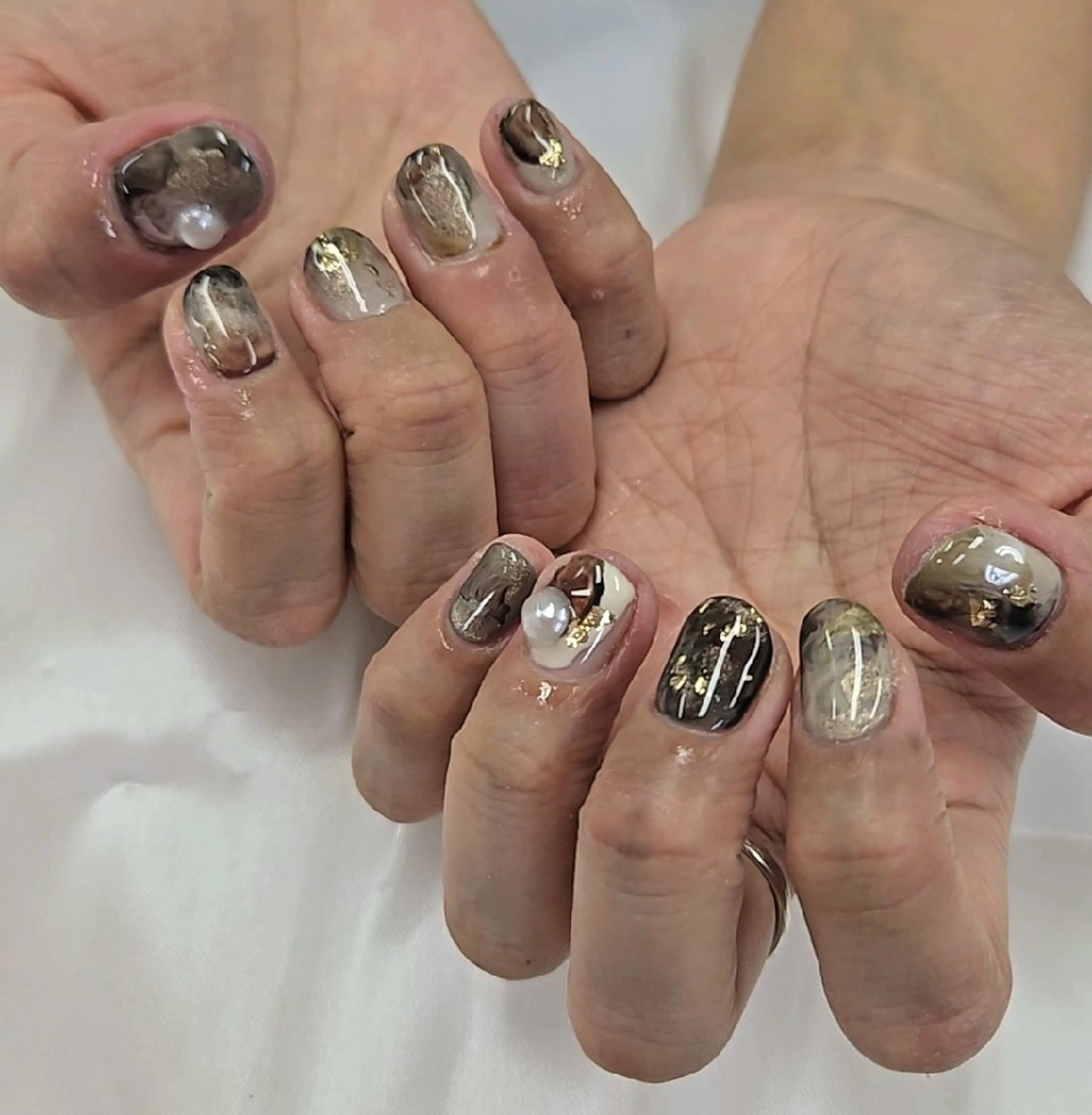 ネイル ニュアンスネイル ハンドネイル 河野ちえ (雑誌掲載サロン)のネイルデザイン