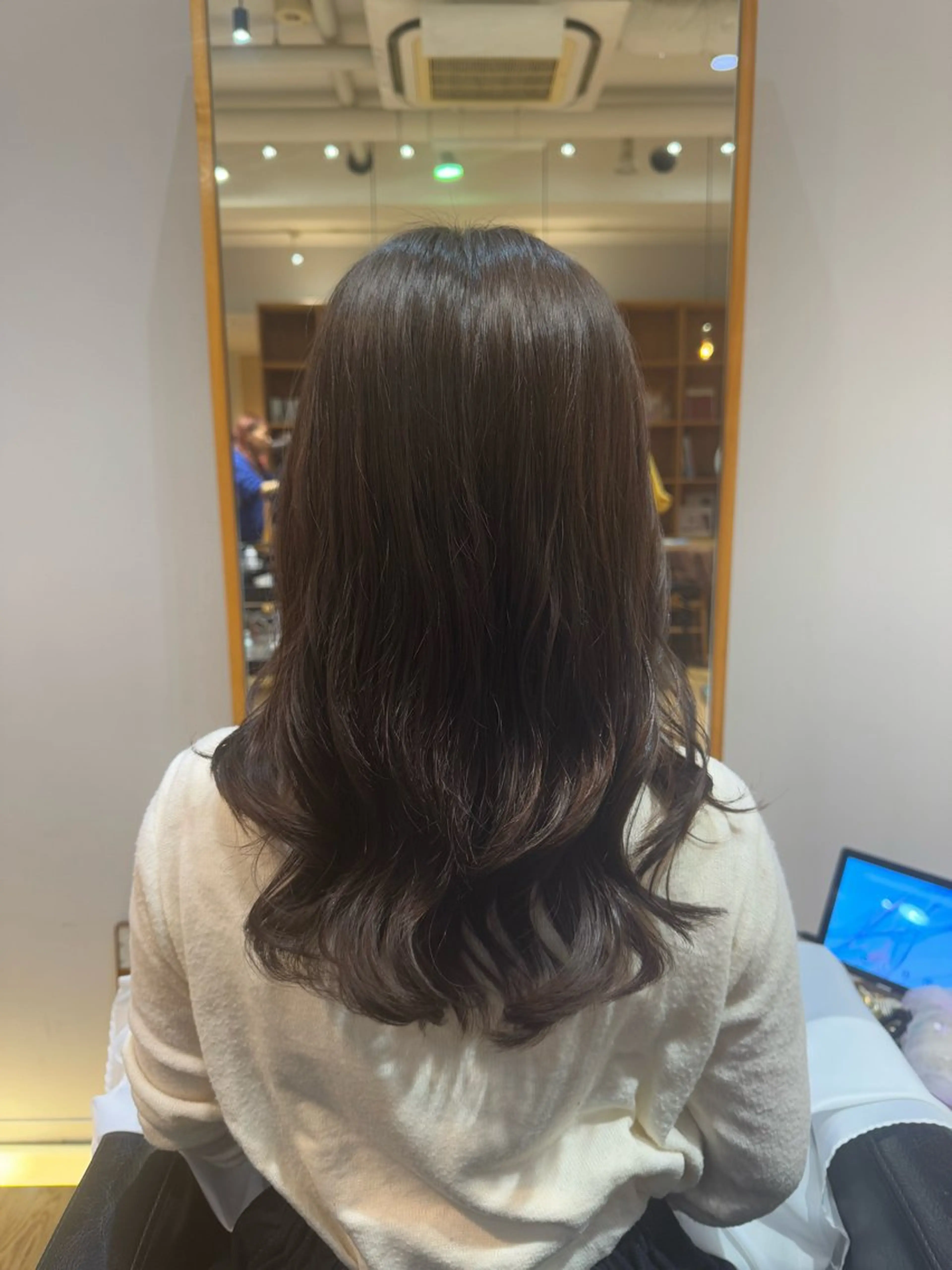セミロング セミロングパーマ カット パーマ 大人可愛い♡コテ巻き パーマ🌼杉田 萌恵のヘアスタイル