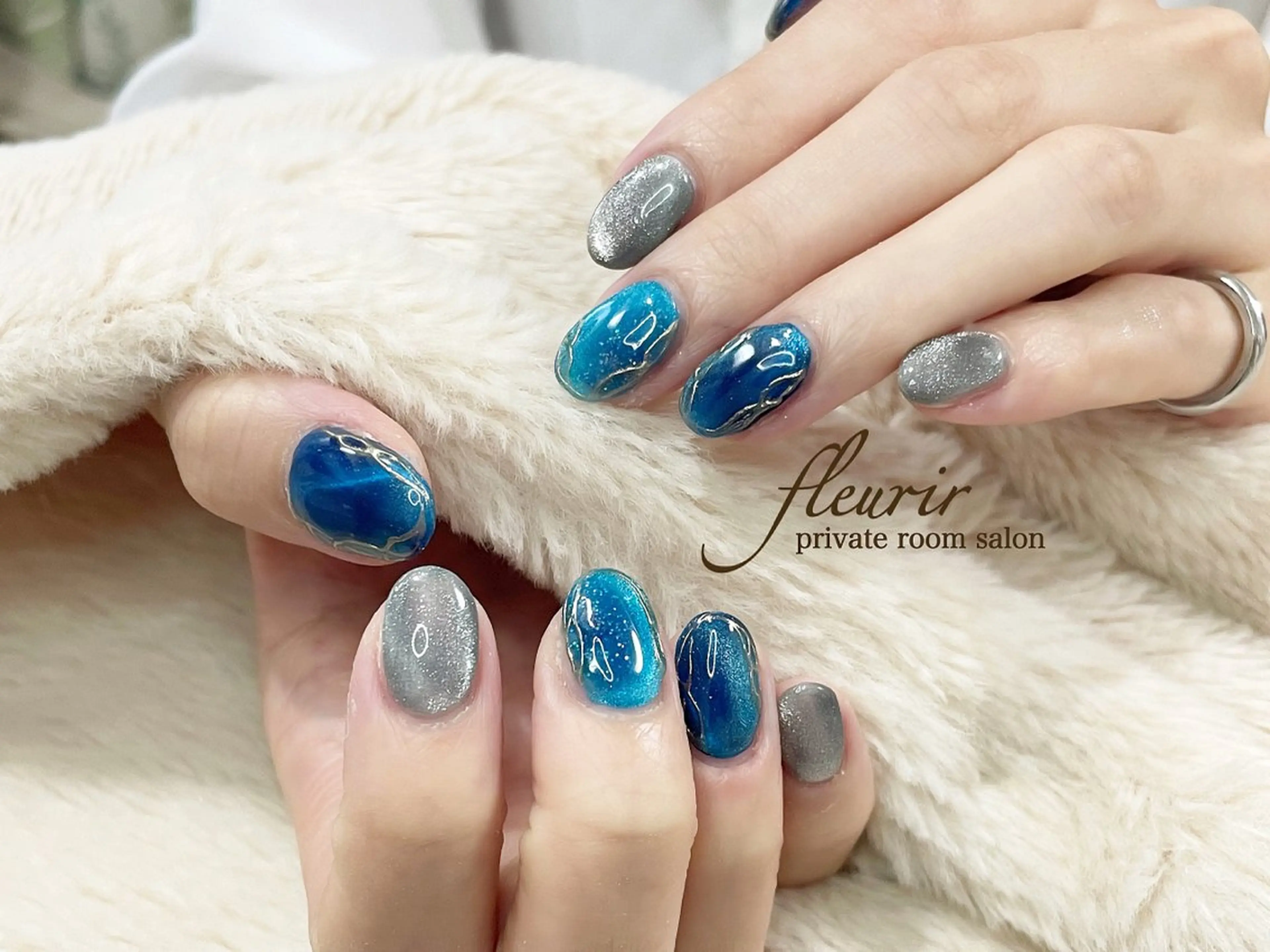 ネイル ブルー マグネットネイル シルバー フルリール 【プライベートサロンのネイルデザイン
