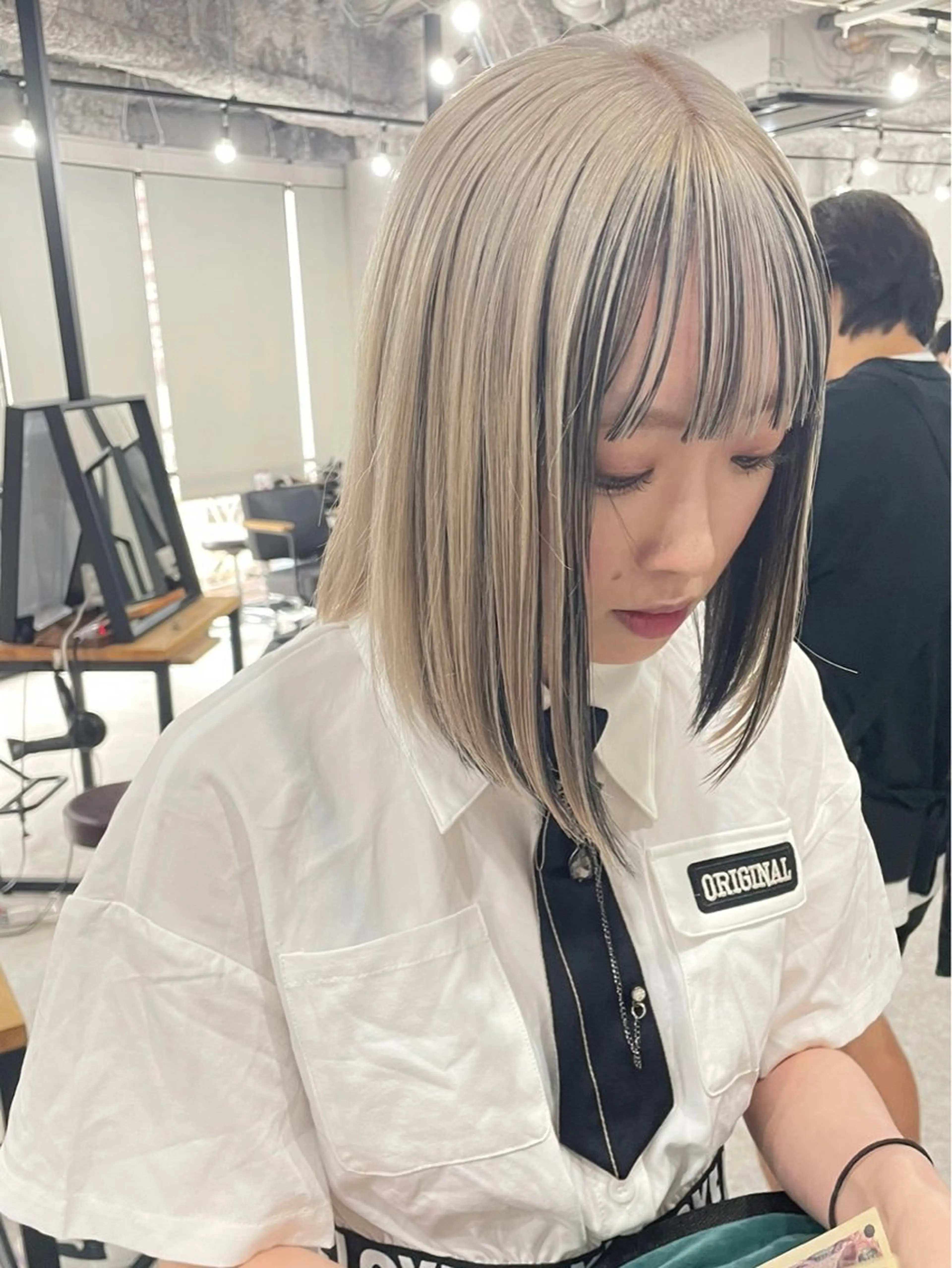 ミディアム カット ヘアカラー トリートメント 梅田韓国ヘア kiara🩷彡のヘアスタイル