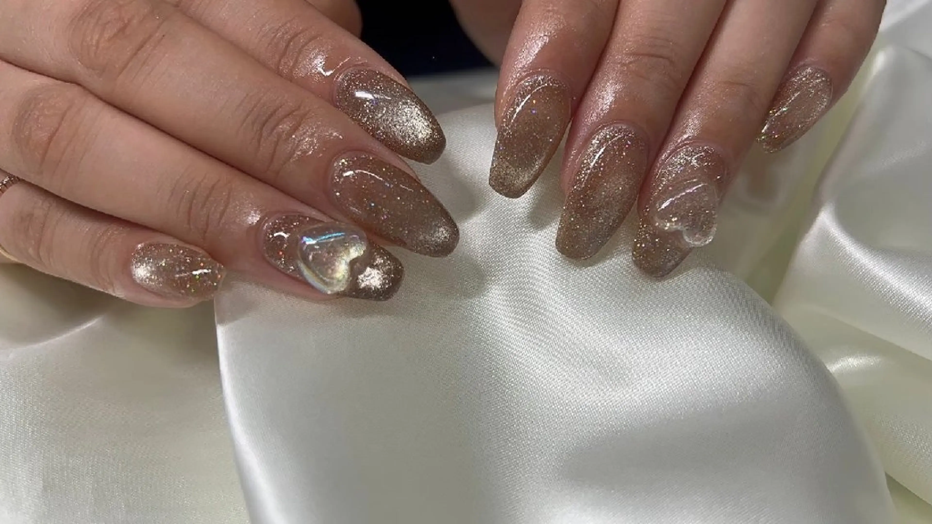 ネイル フラッシュネイル マグネットネイル ワンカラーネイル 春ネイル ハンドネイル Moana Shioriのネイルデザイン