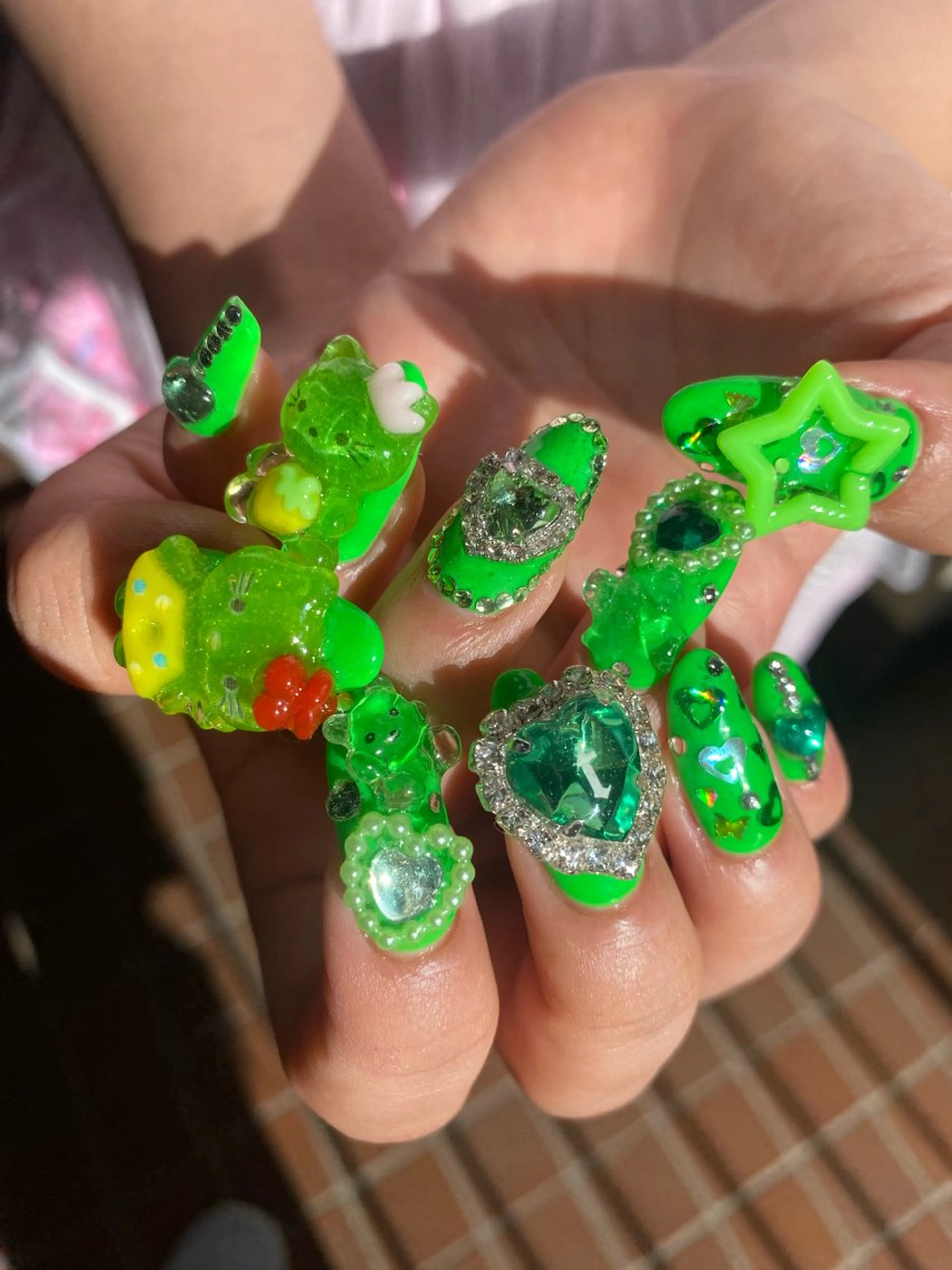 ネイル 個性派🌺推しネイル 💅💞hota🐇のネイルデザイン