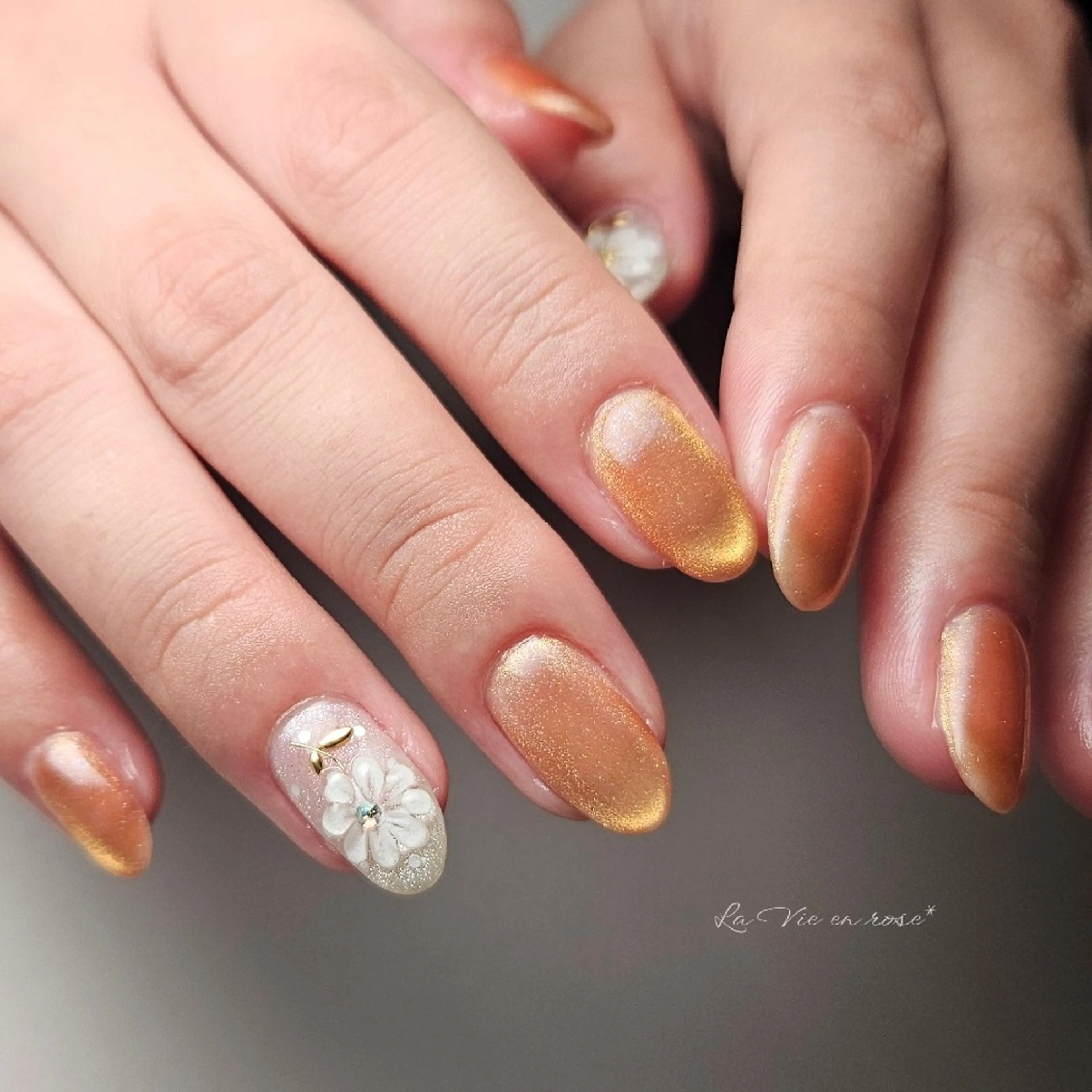 ネイル ラヴィアン ローズのネイルデザイン