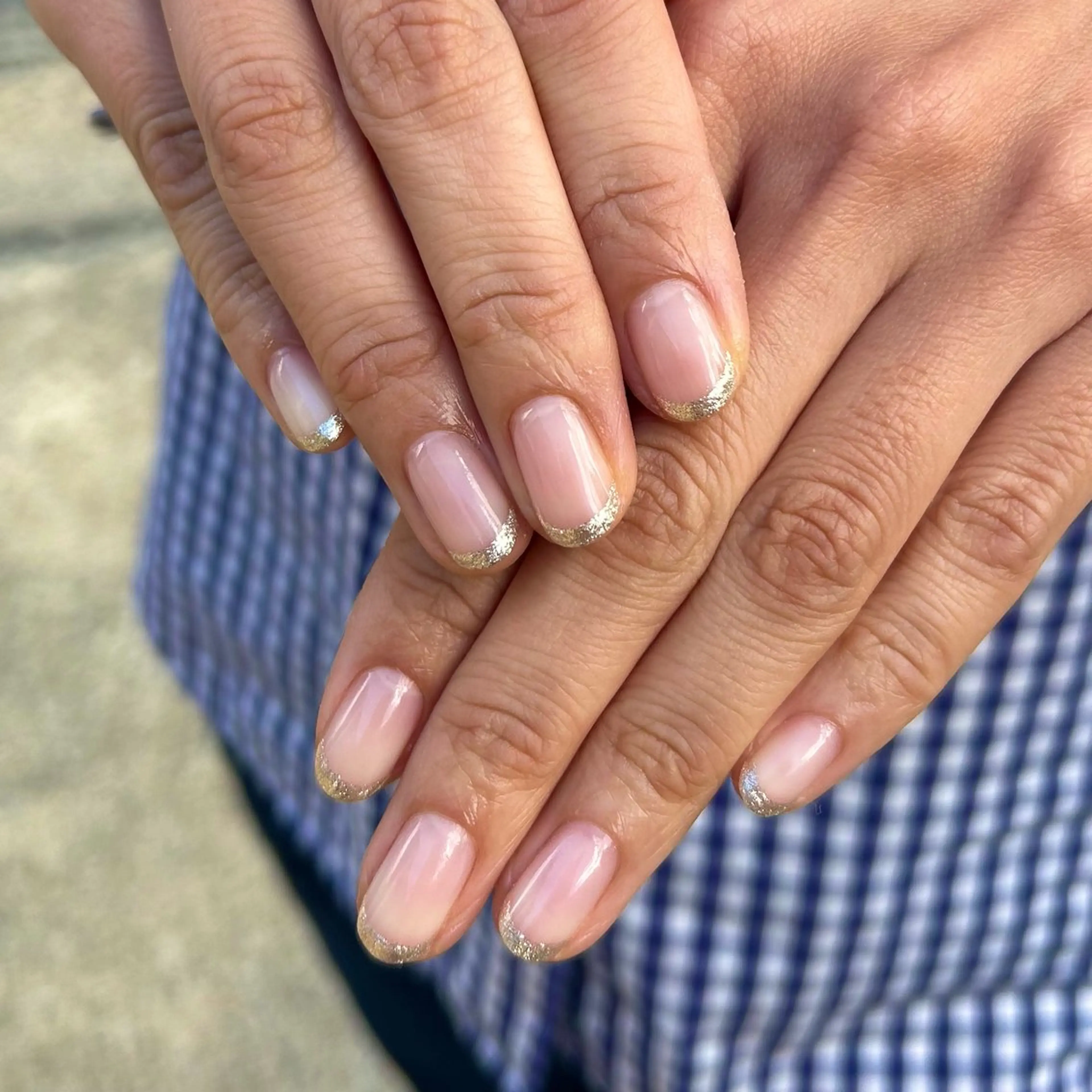 ネイル フレンチネイル ラメ(グリッター) ショコラ 【hachi🌿】のネイルデザイン