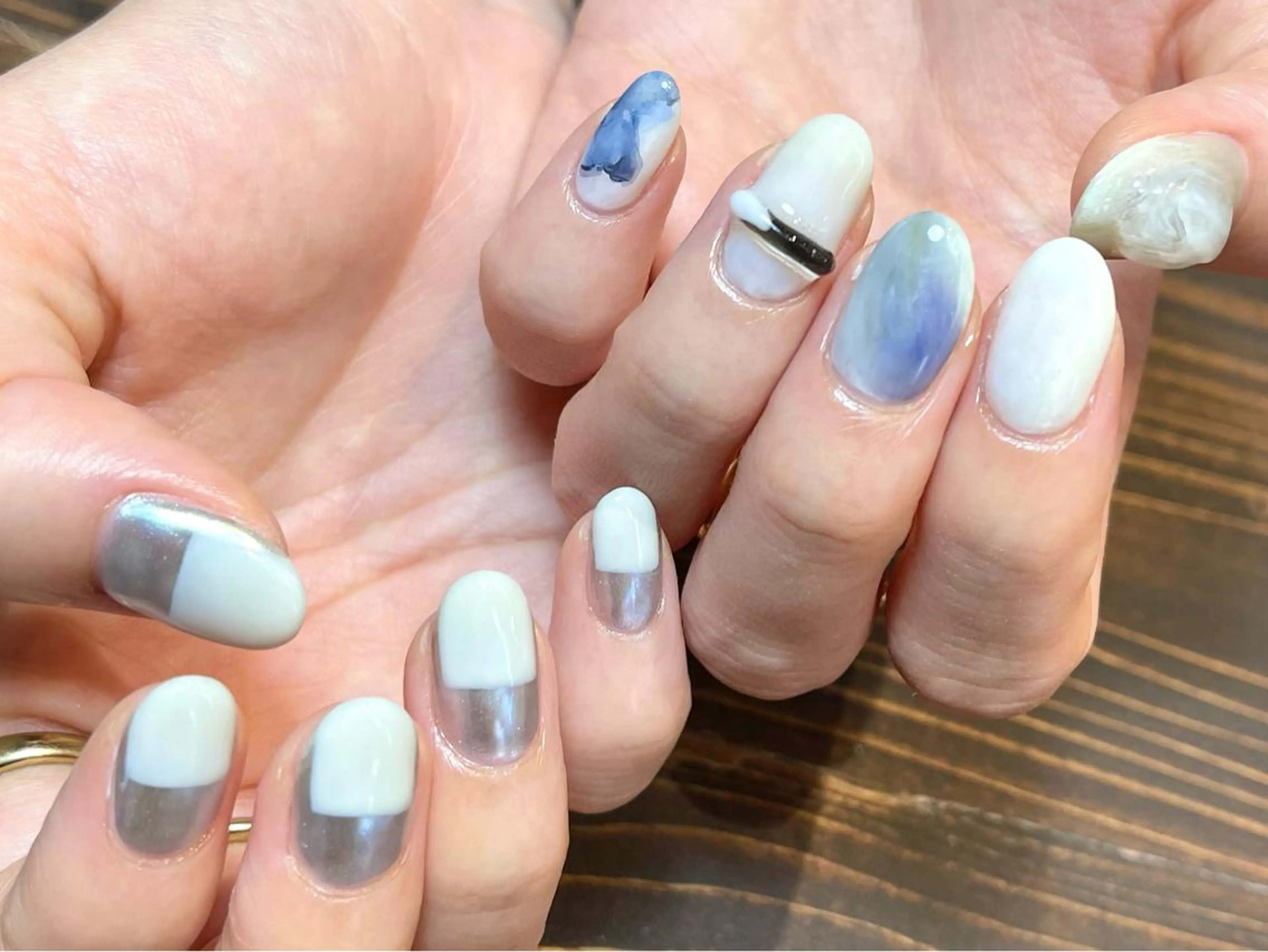 ネイル アートネイル ジェルネイル ニュアンスネイル オフィスネイル シンプルネイル ハンドネイル kinjo yuaのネイルデザイン