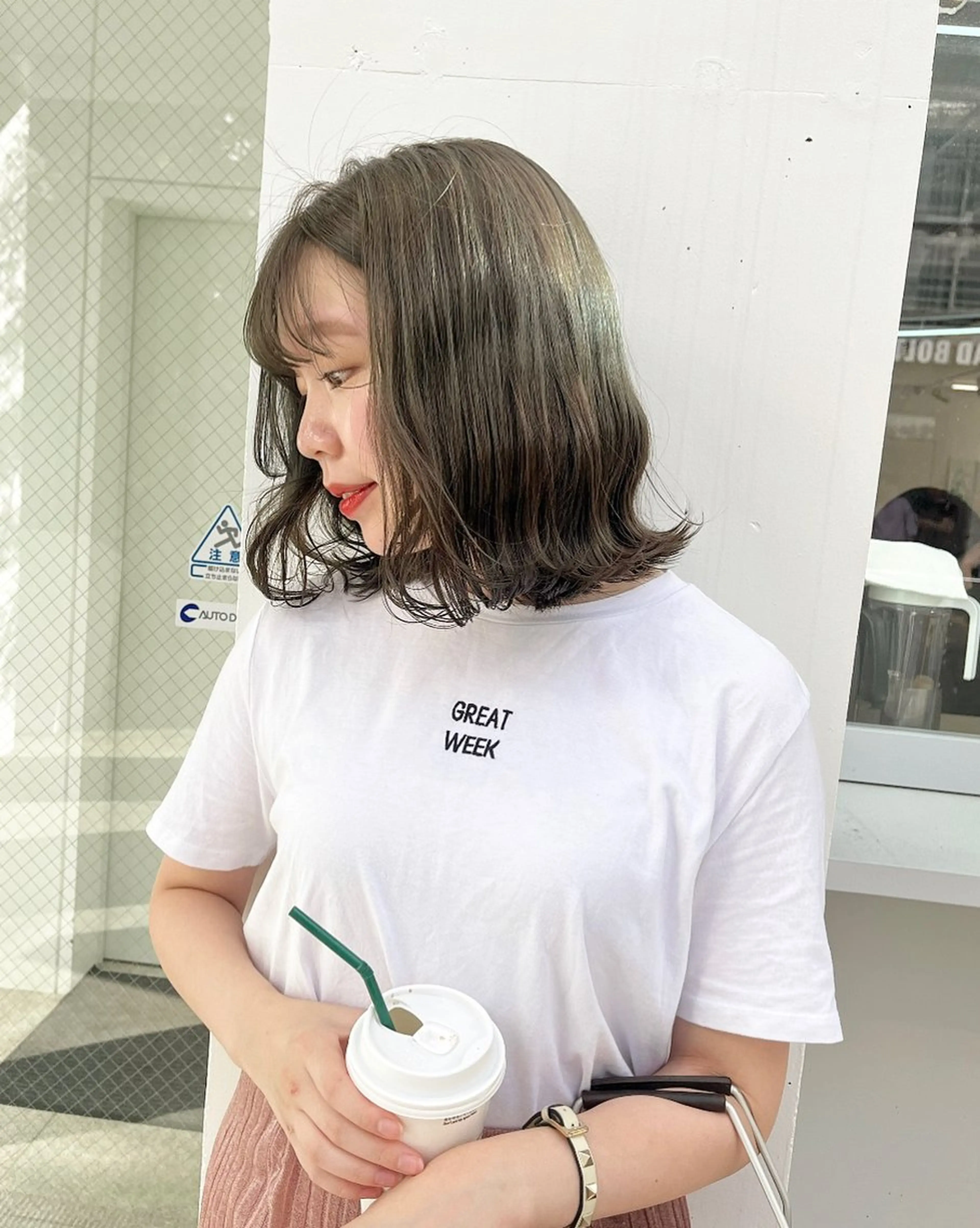 ミディアム カラー ヘアカラー トリートメント ヘッドスパ オリーブ/縮毛♡ Natsuno🩰のヘアスタイル