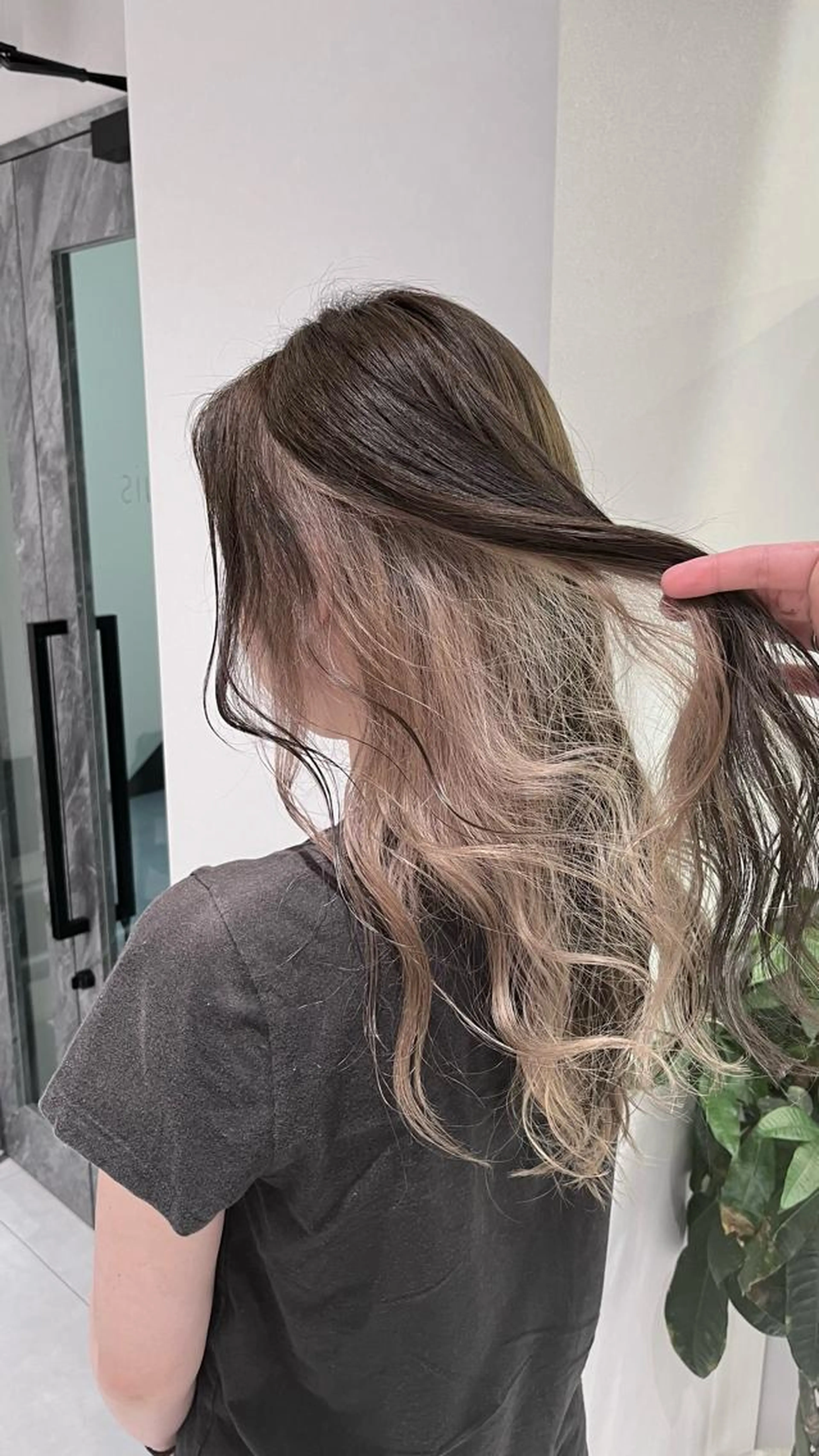 インナーカラー＋イルミナカラー+オージュアトリートメント[平野/喜連瓜破]の写真