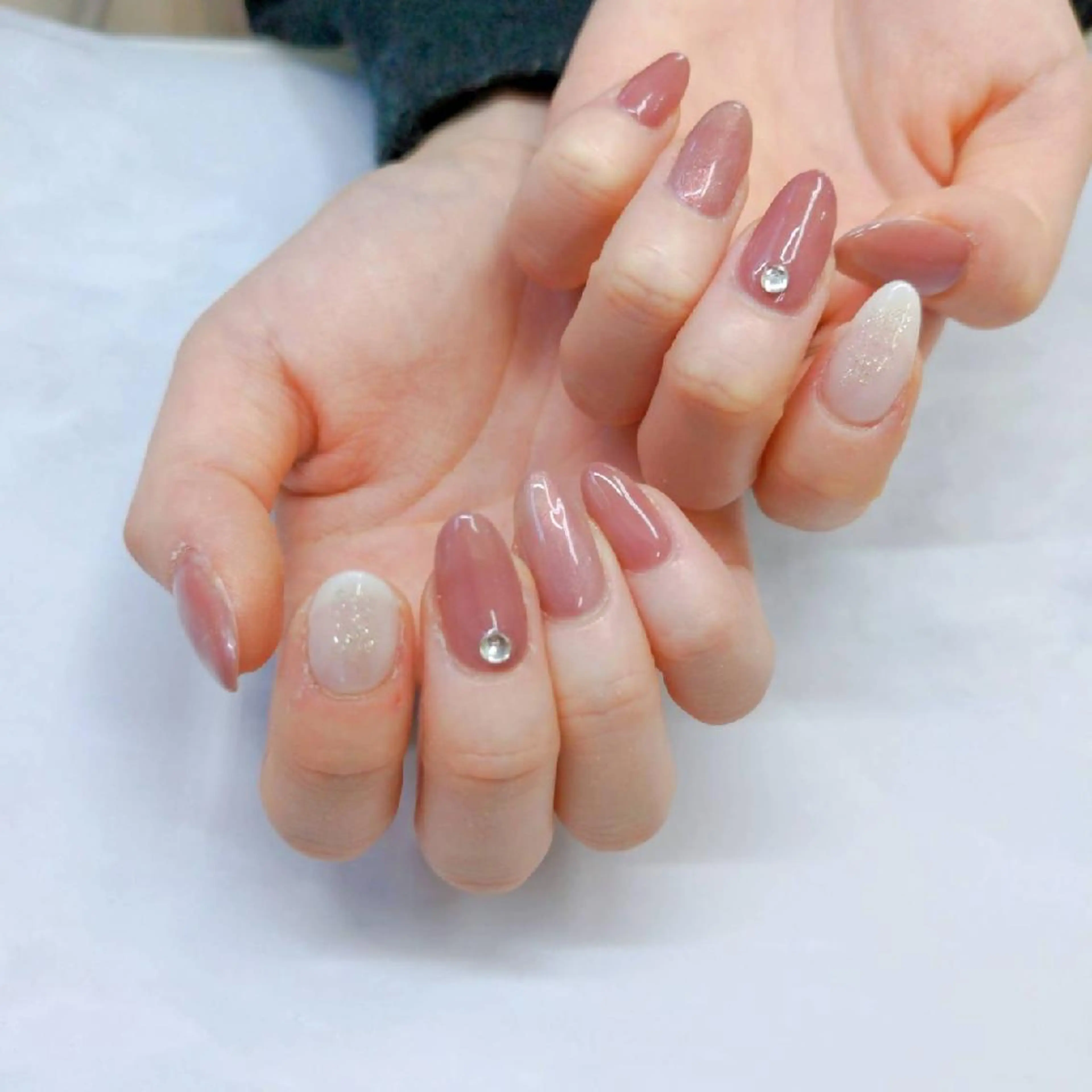 ネイル &robe mii 🌿のネイルデザイン